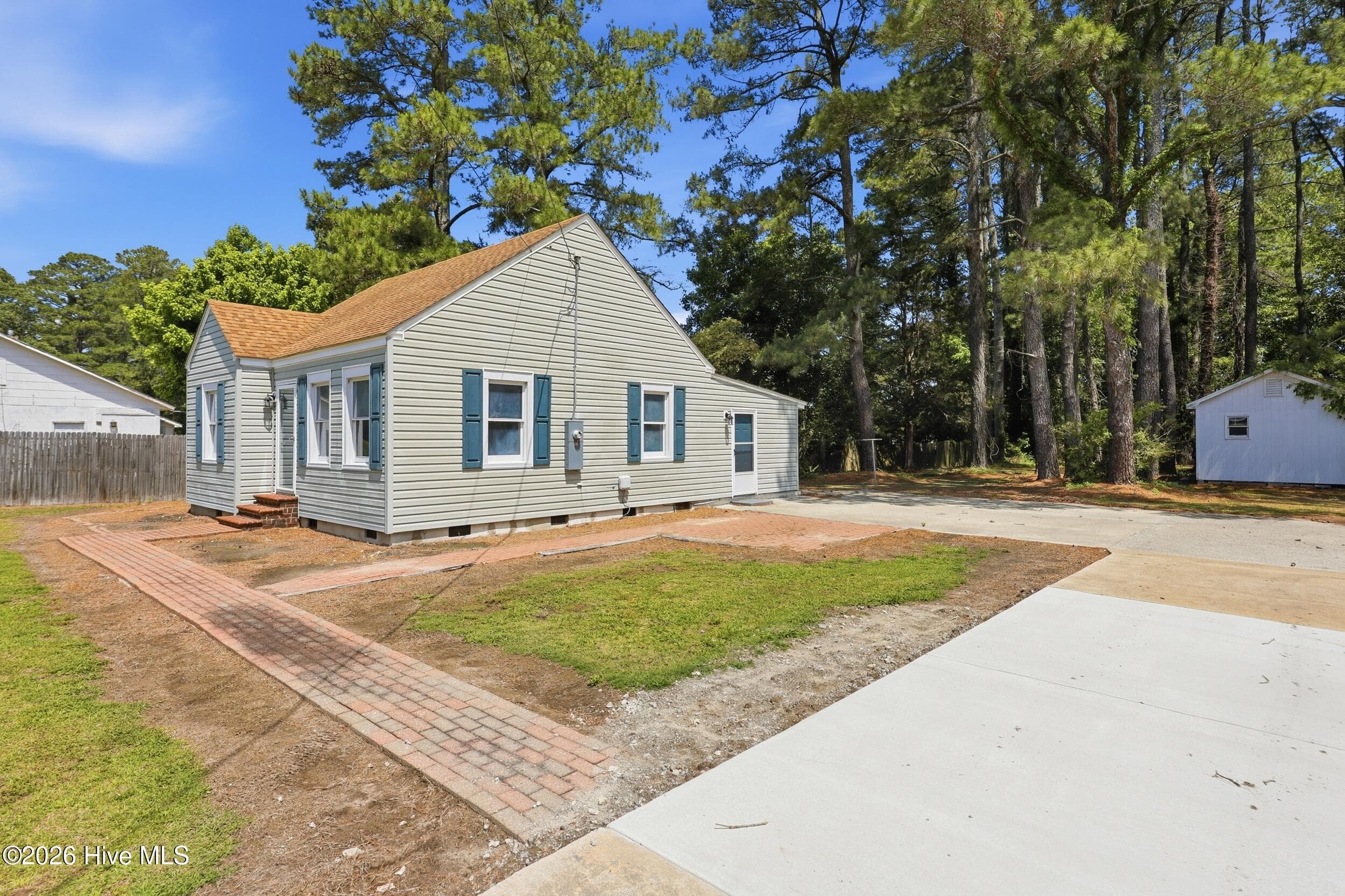 Single Family Residence at 1120 Northside Road, Elizabeth City, NC 27909, photo 28 of 32
