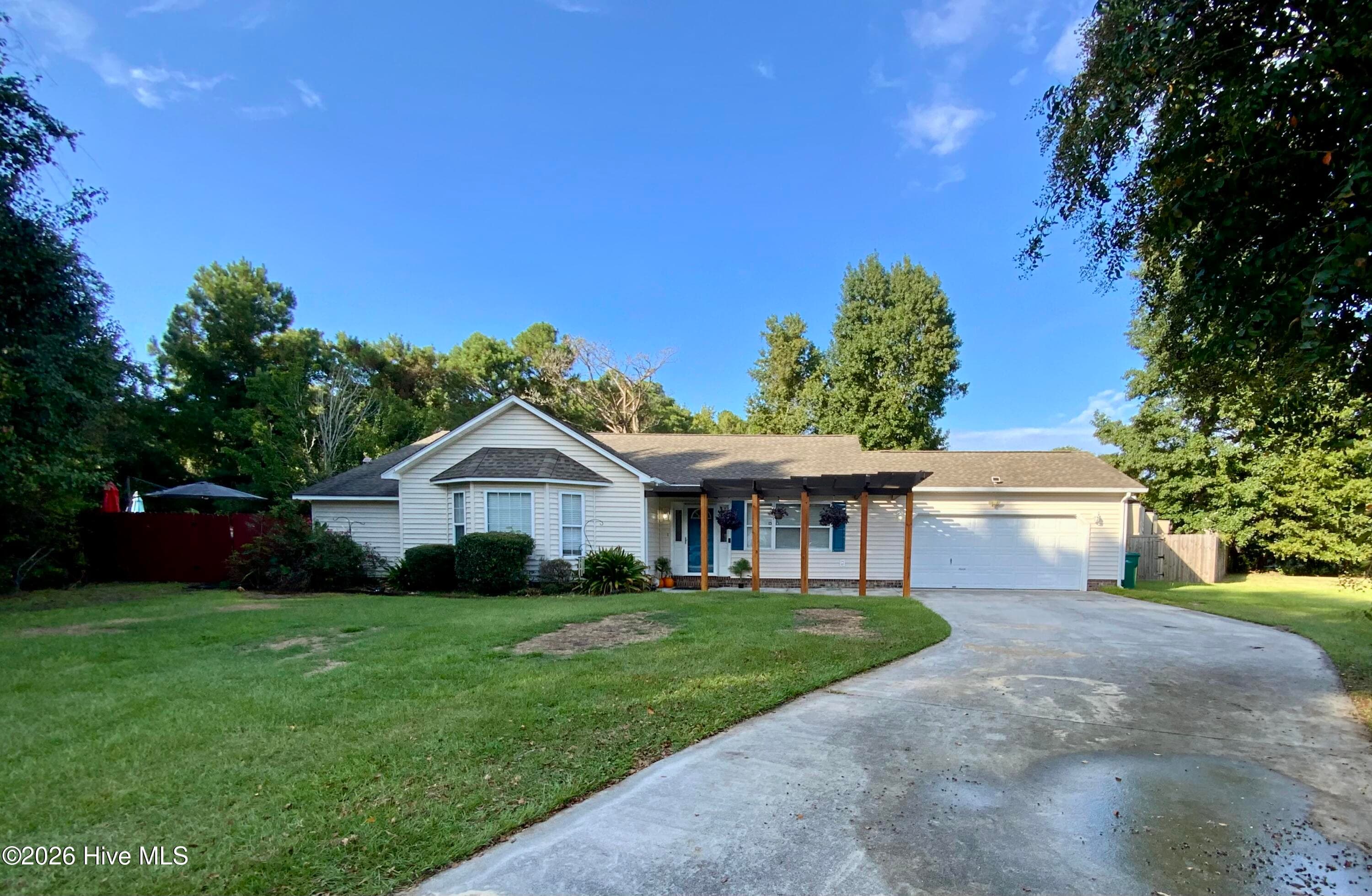 Single Family Residence at 102 Donna Court, Hubert, NC 28539, photo 52 of 54