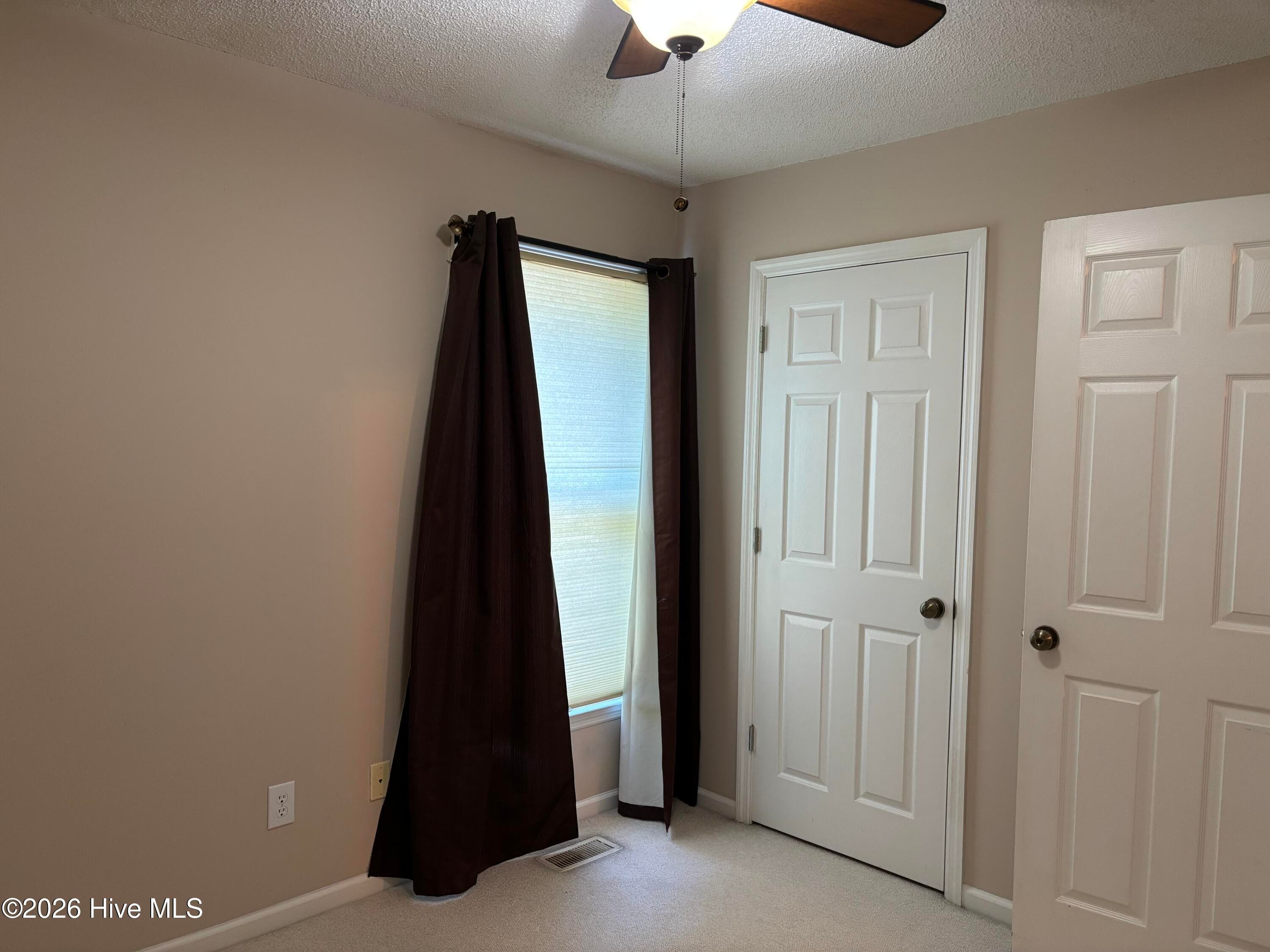 Single Family Residence at 614 Player Court, Jacksonville, NC 28540, photo 18 of 21