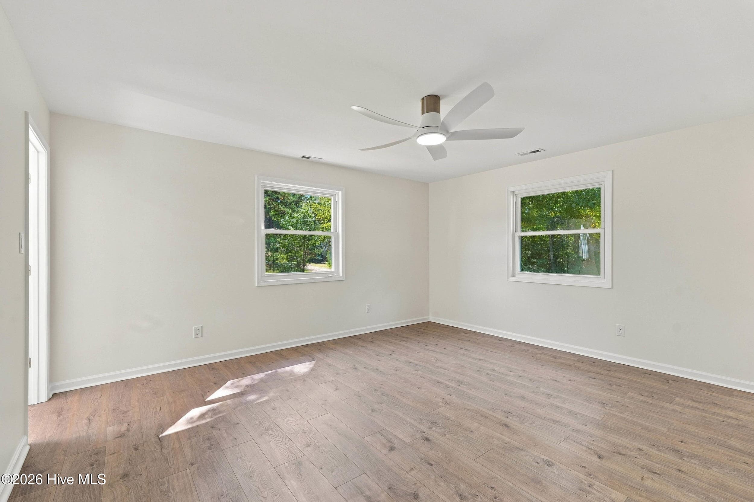 Single Family Residence at 564 Old Folkstone Road, Holly Ridge, NC 28445, photo 18 of 43