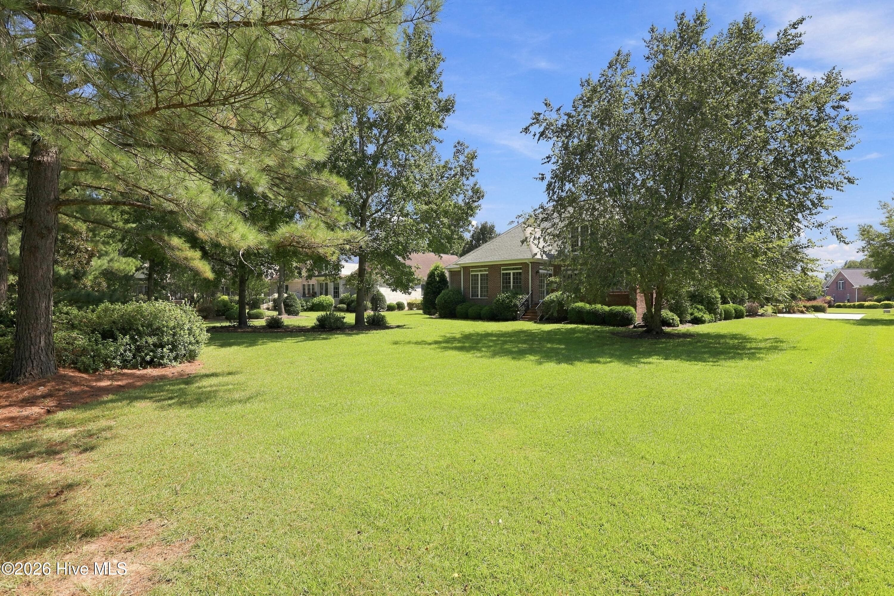Single Family Residence at 104 Reinach Lane, New Bern, NC 28562, photo 23 of 134