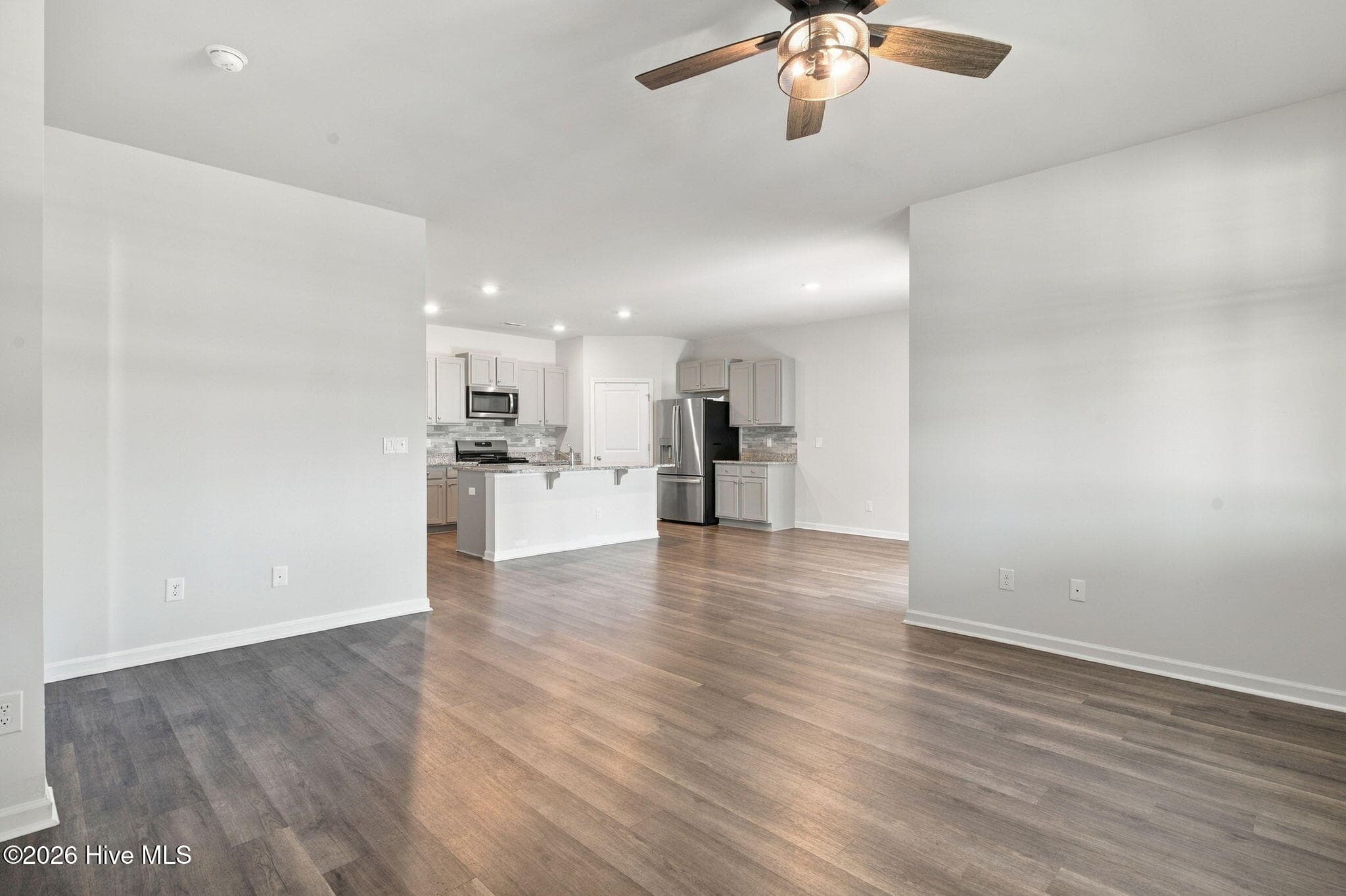 Single Family Residence at 2513 Sandy Banks Lane, Wilmington, NC 28401, photo 2 of 57