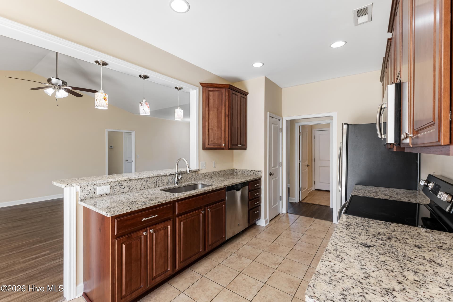 Single Family Residence at 7 Edinburgh Drive, Shallotte, NC 28470, photo 13 of 30