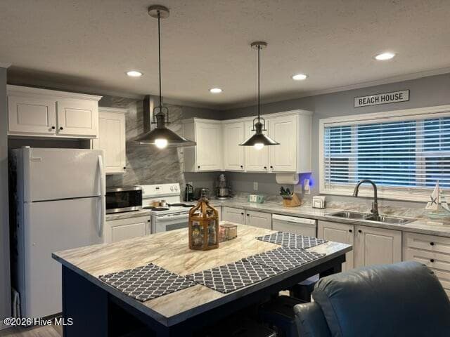 Manufactured Home at 2039 Cedar Lane SW, Supply, NC 28462, photo 4 of 33