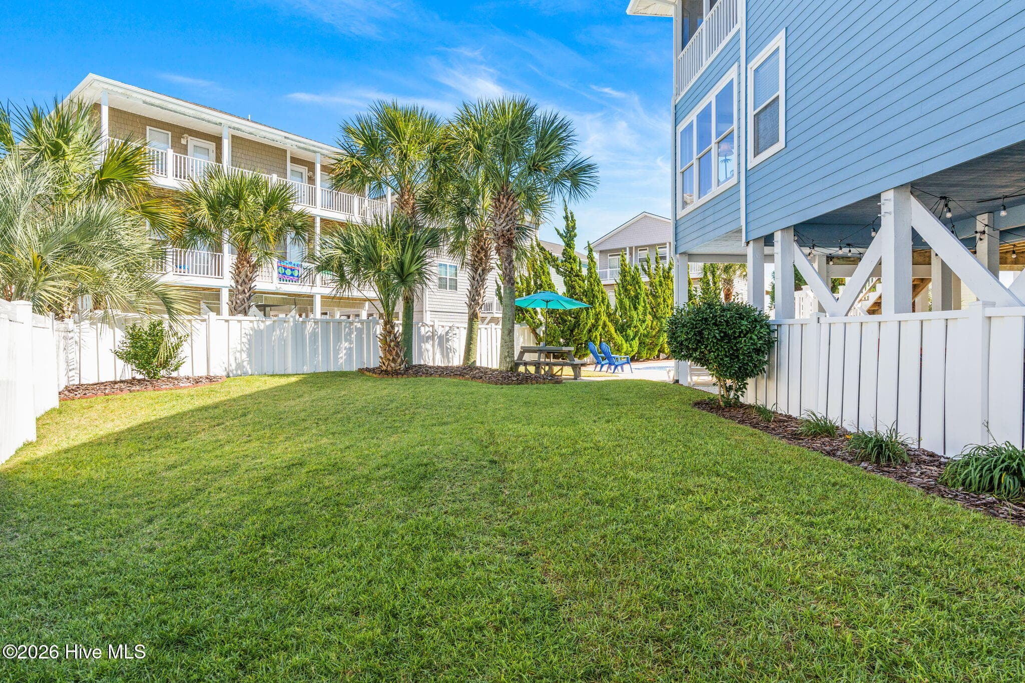 Single Family Residence at 14 Private Drive, Ocean Isle Beach, NC 28469, photo 14 of 73
