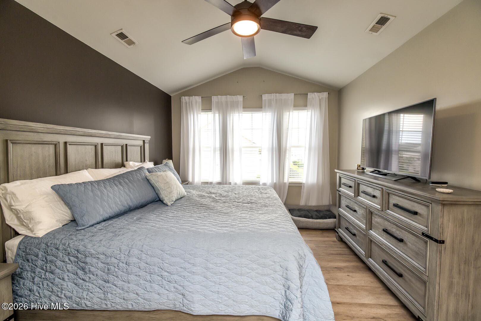 Townhouse at 506 Orbison Drive, Wilmington, NC 28411, photo 2 of 3