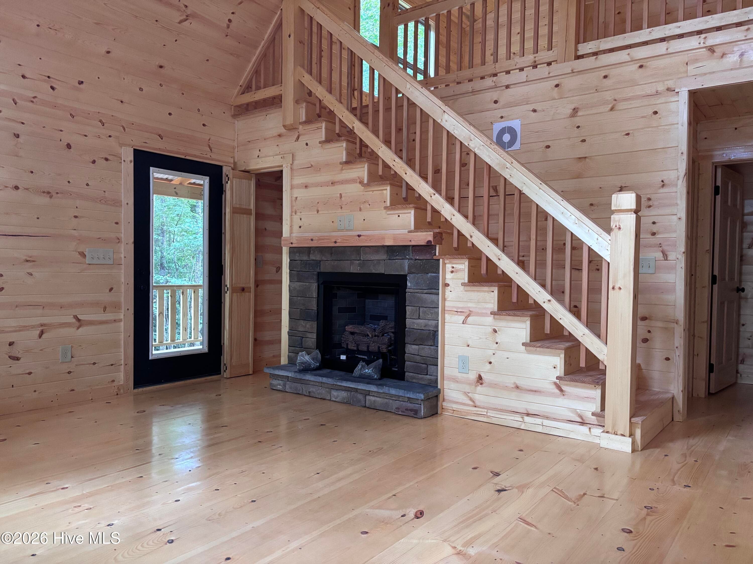 Single Family Residence at 752 Whispering Ridge Drive, Murphy, NC 28906, photo 29 of 38