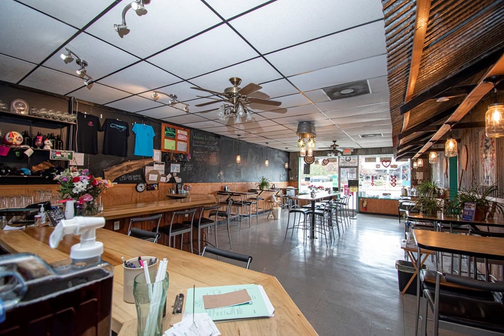Business at 71 Tennessee Street, Murphy, NC 28906, photo 11 of 26