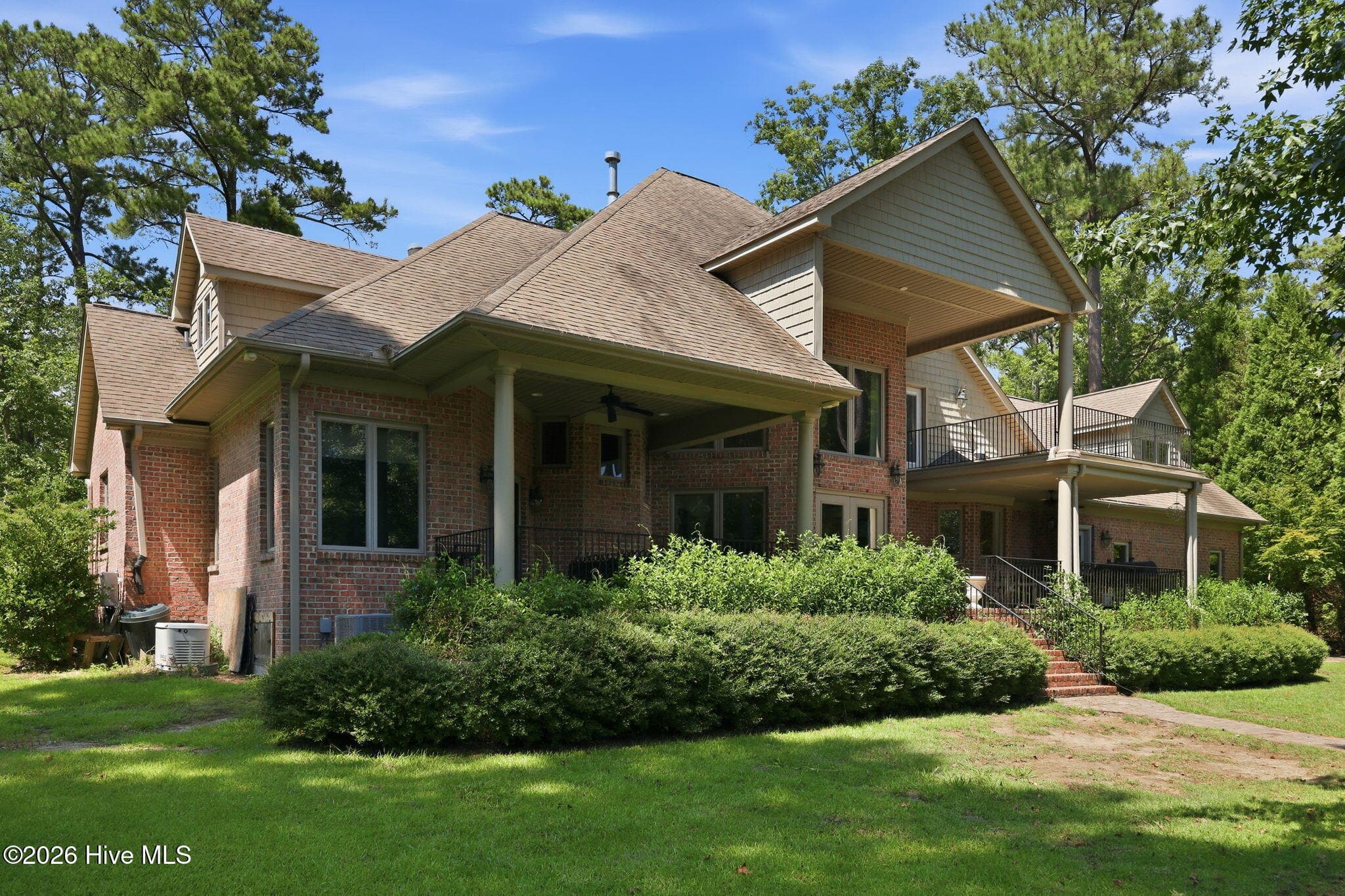 Single Family Residence at 103 Cooper Court, Chocowinity, NC 27817, photo 3 of 66