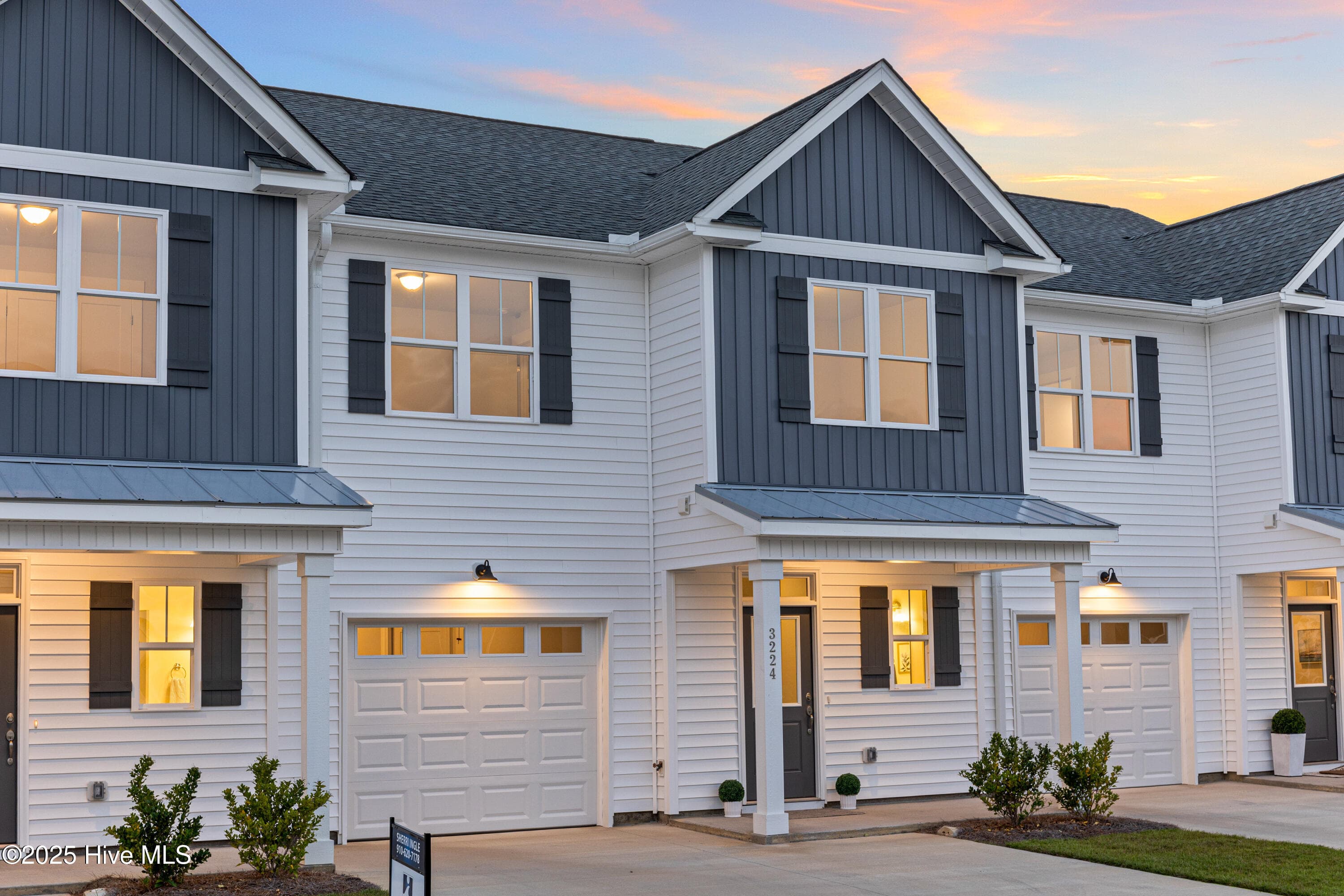 Townhouse at 3216 Beaus Drive, Castle Hayne, NC 28429, photo 5 of 7
