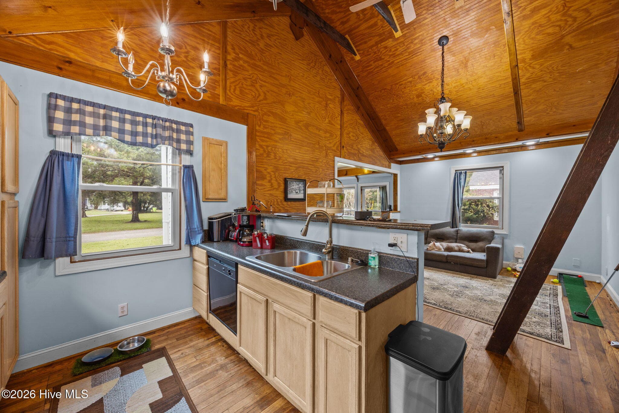 1607 Oakwood Avenue, New Bern, NC 28560