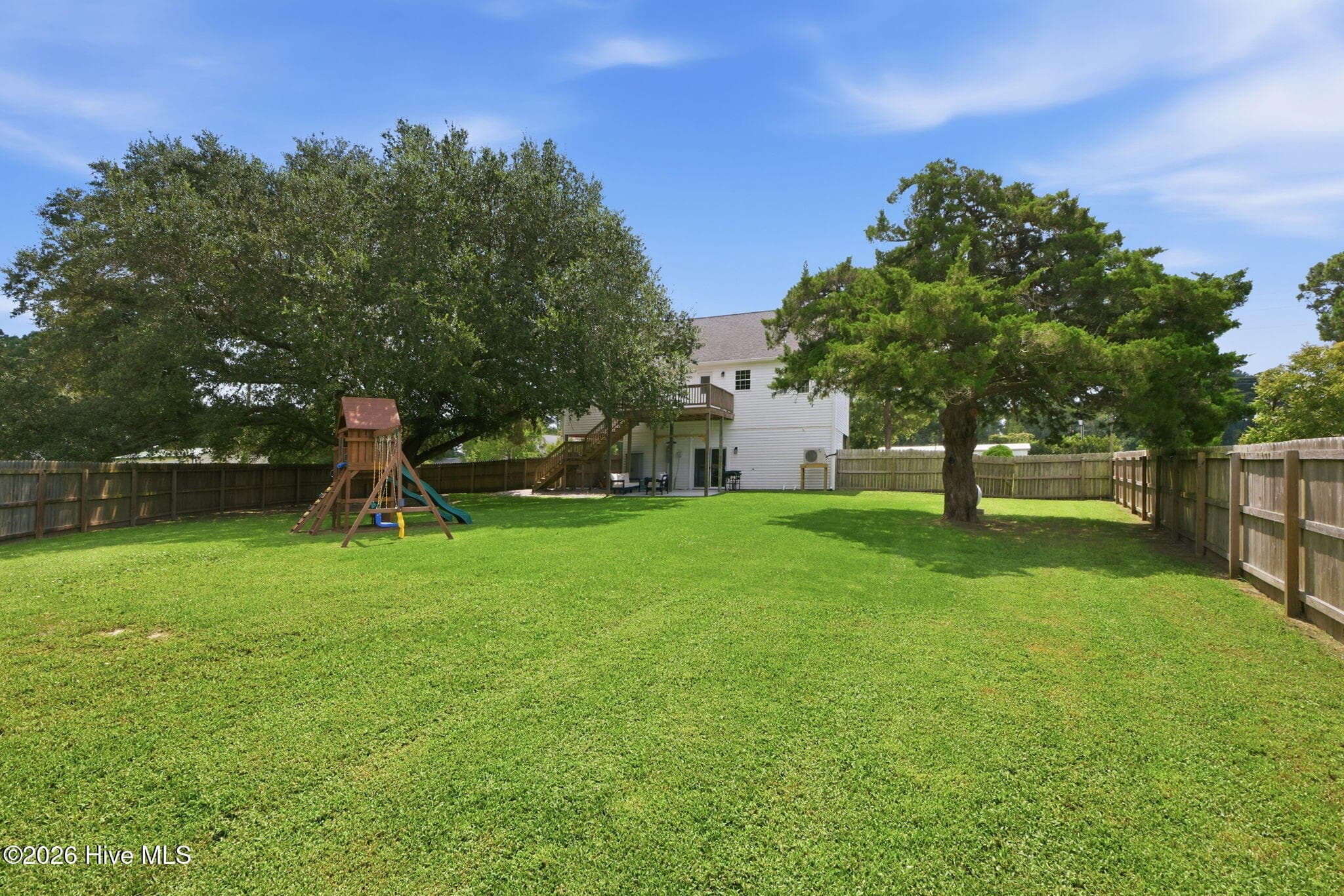 Single Family Residence at 1422 Harkers Island Road, Beaufort, NC 28516, photo 36 of 50