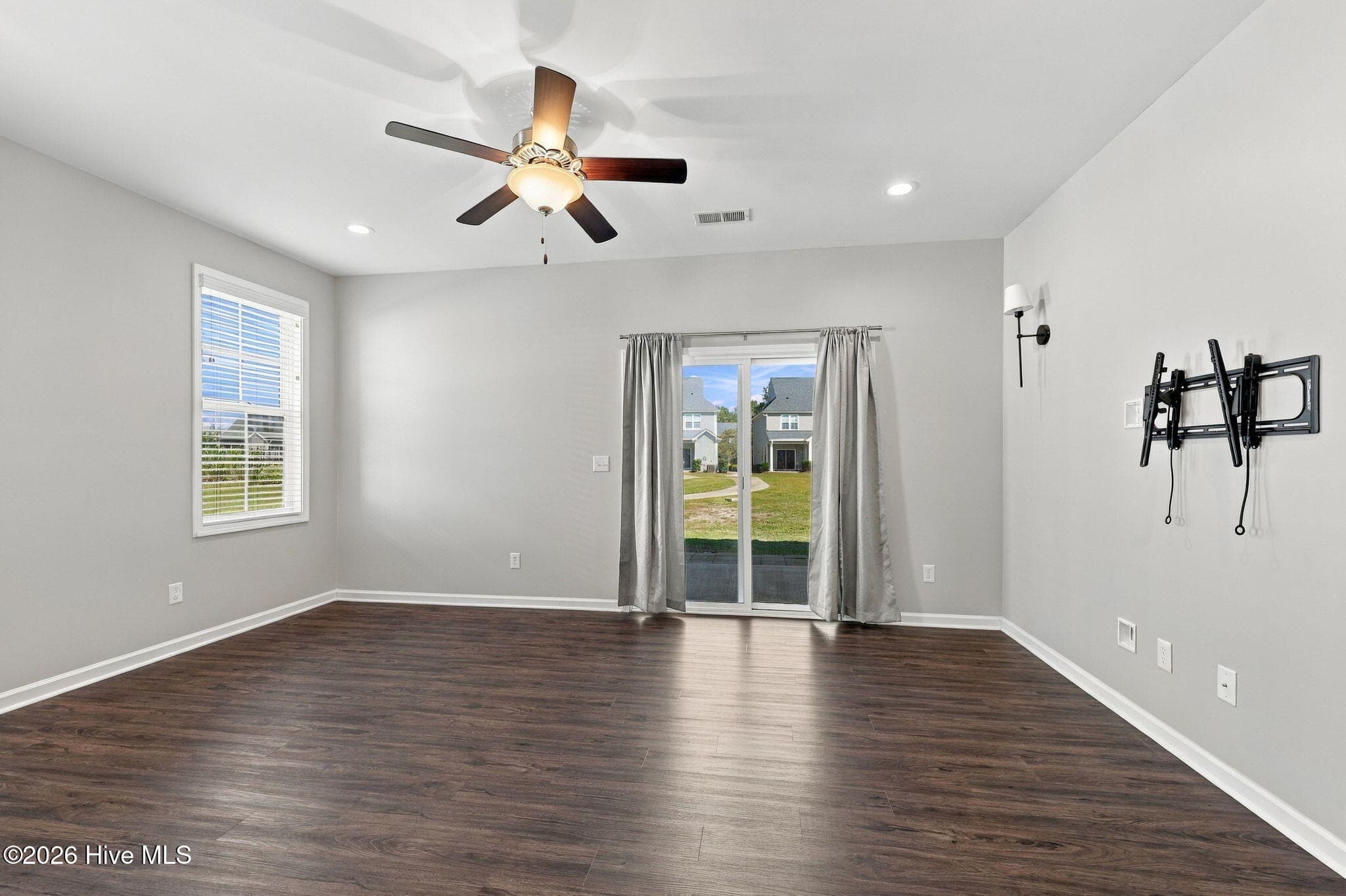 Townhouse at 175 Old Murdoch Road 304, Morehead City, NC 28557, photo 18 of 46
