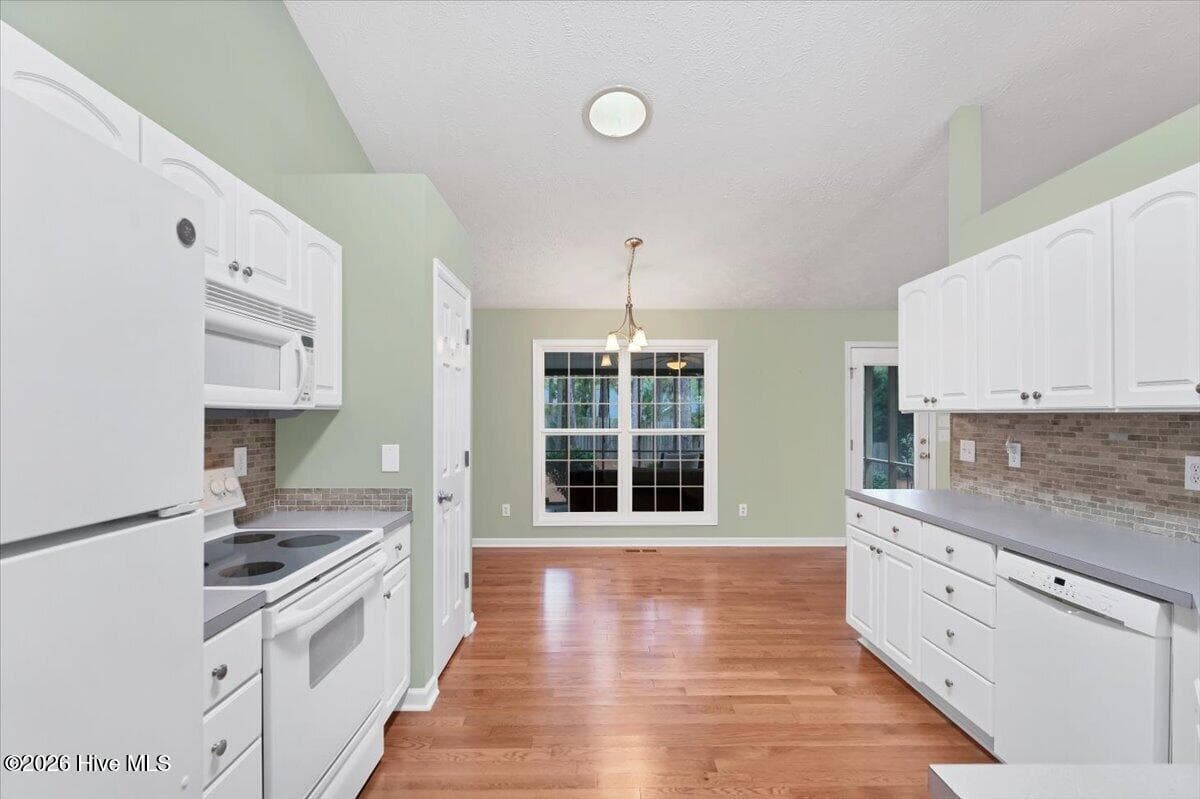 Single Family Residence at 3 Oak Tree Lane, Pinehurst, NC 28374, photo 25 of 59