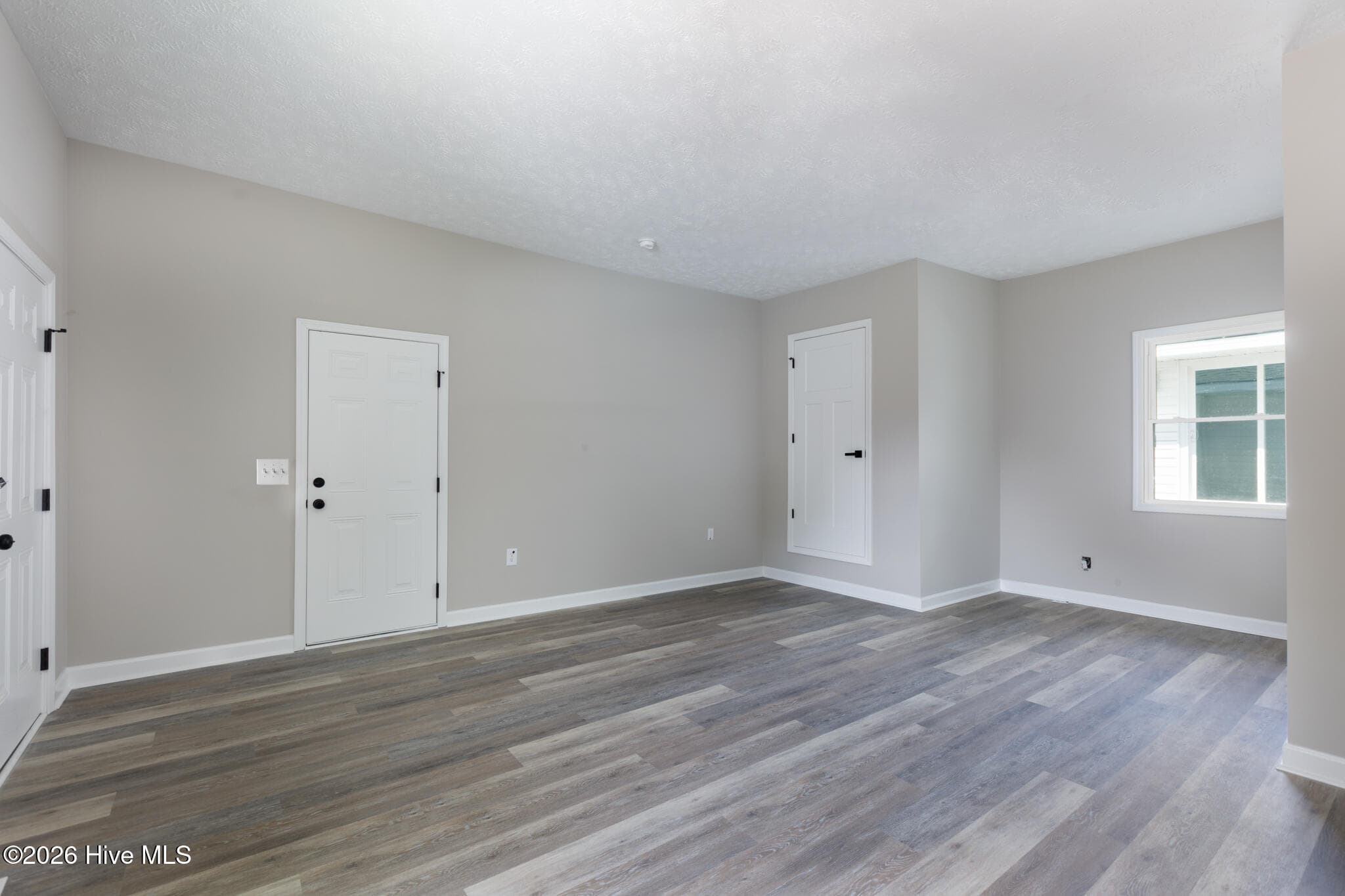 Single Family Residence at 196 Country Club Road, Whiteville, NC 28472, photo 11 of 27