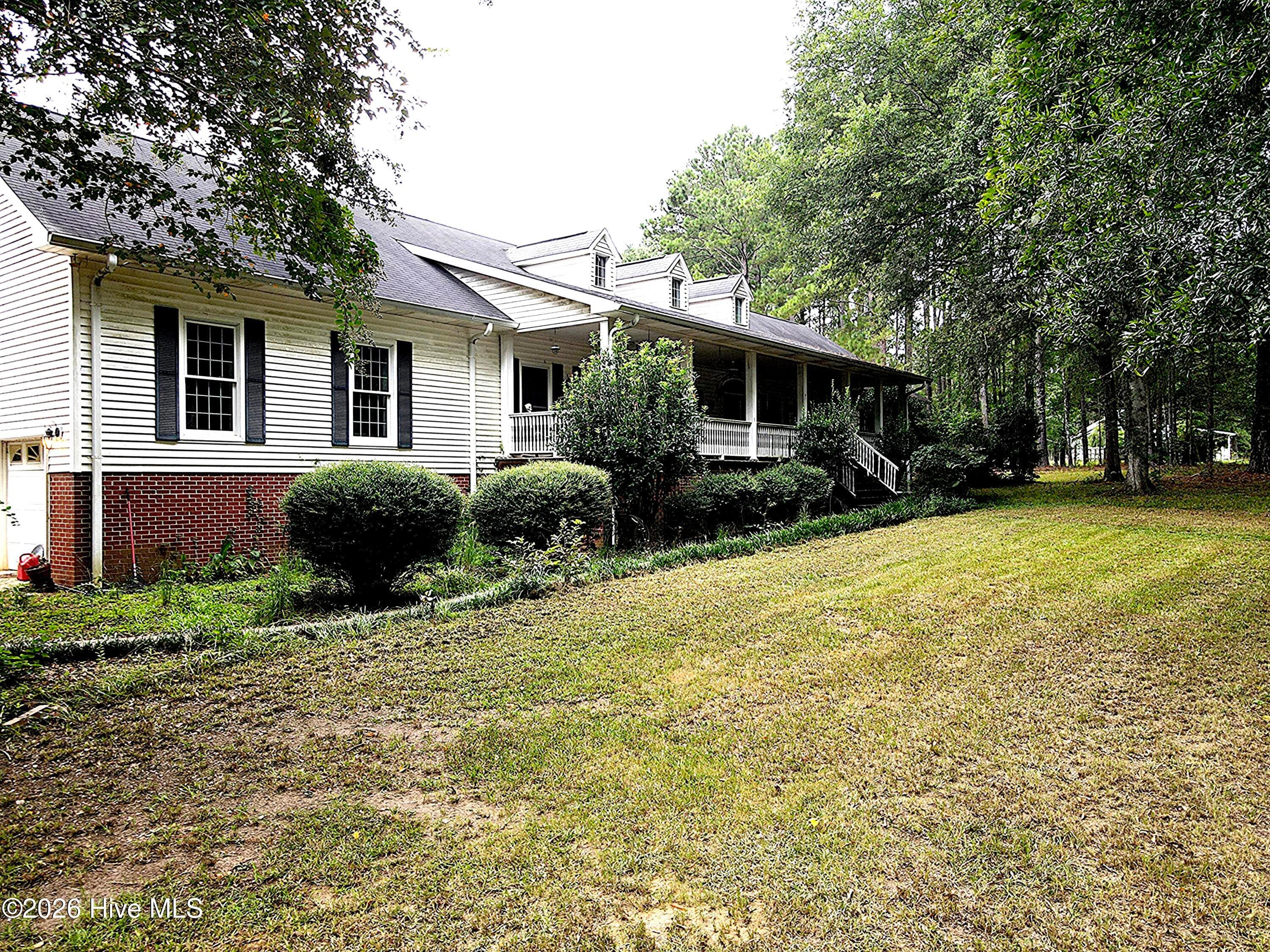Single Family Residence at 2281 Red Haven Drive, Thomson, GA 30824, photo 3 of 43