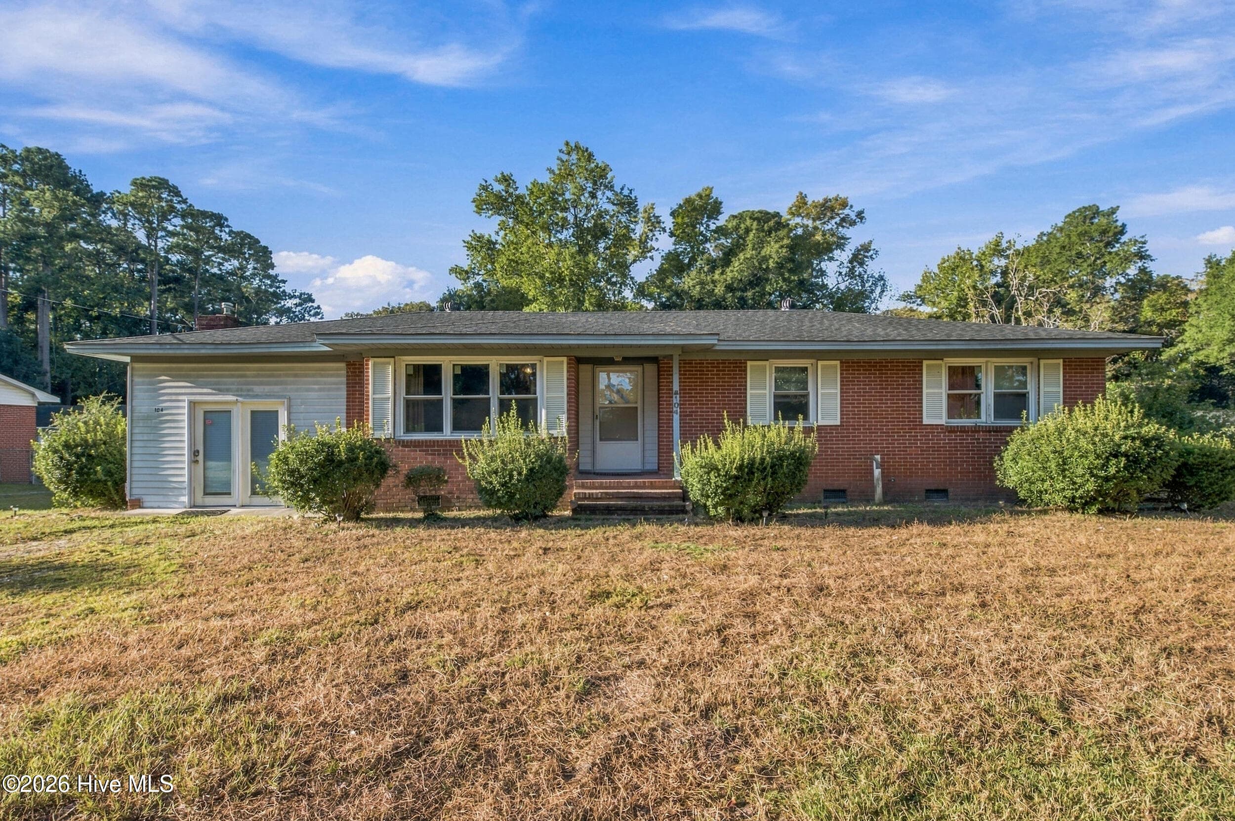 104 Live Oak Drive NE, Leland, NC 28451