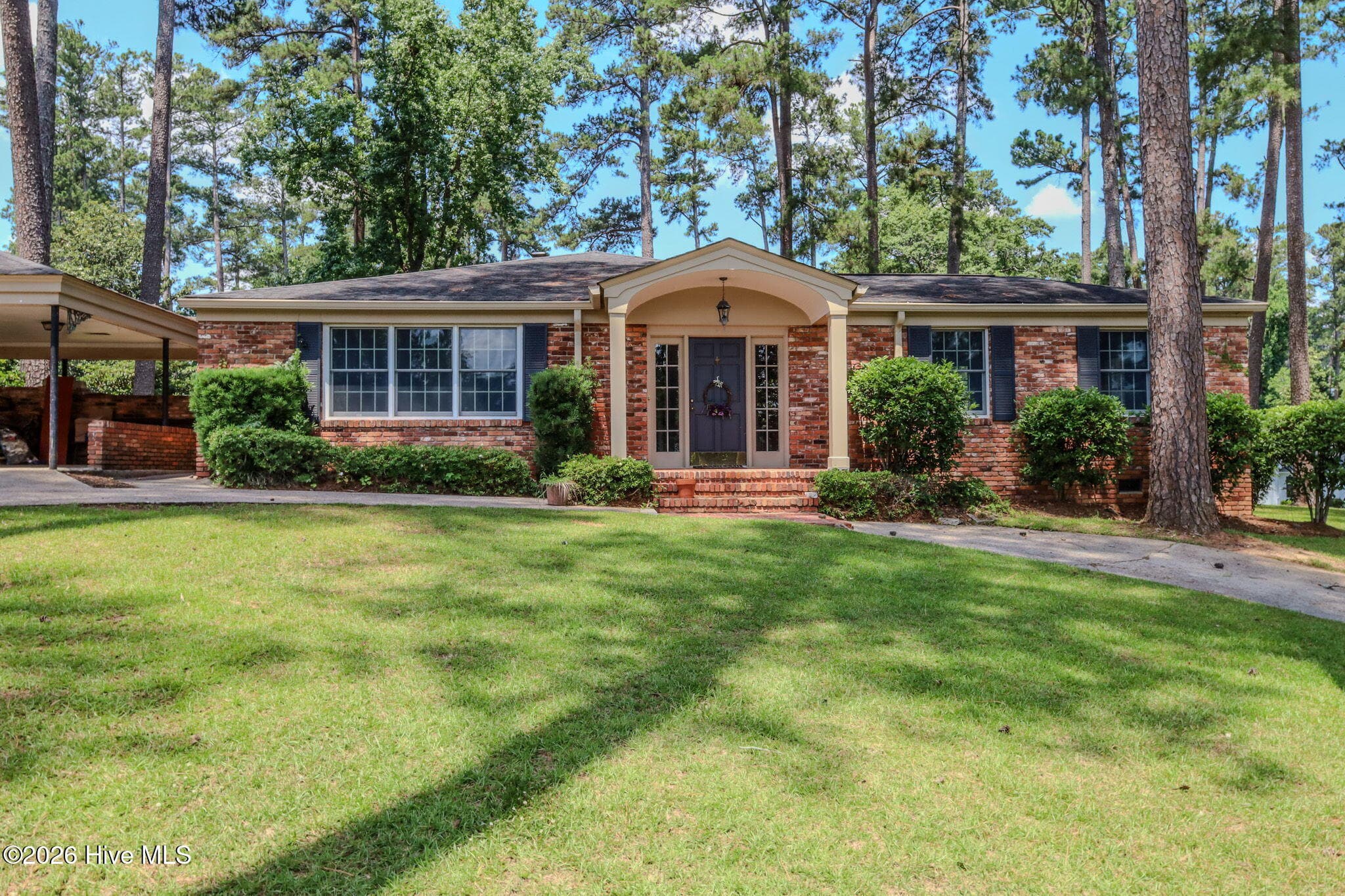 Single Family Residence at 711 Oberlin Road, Augusta, GA 30909, photo 6 of 59