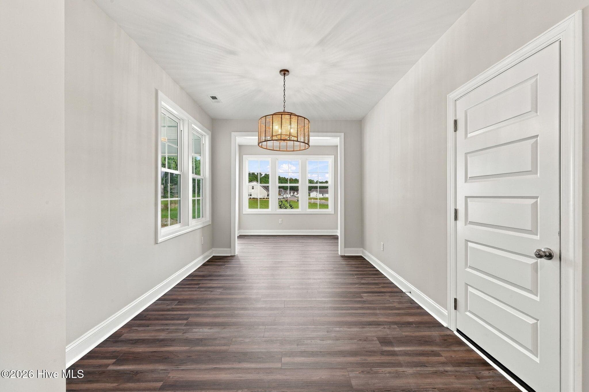 Single Family Residence at 4004 Brighton Drive, New Bern, NC 28562, photo 16 of 71