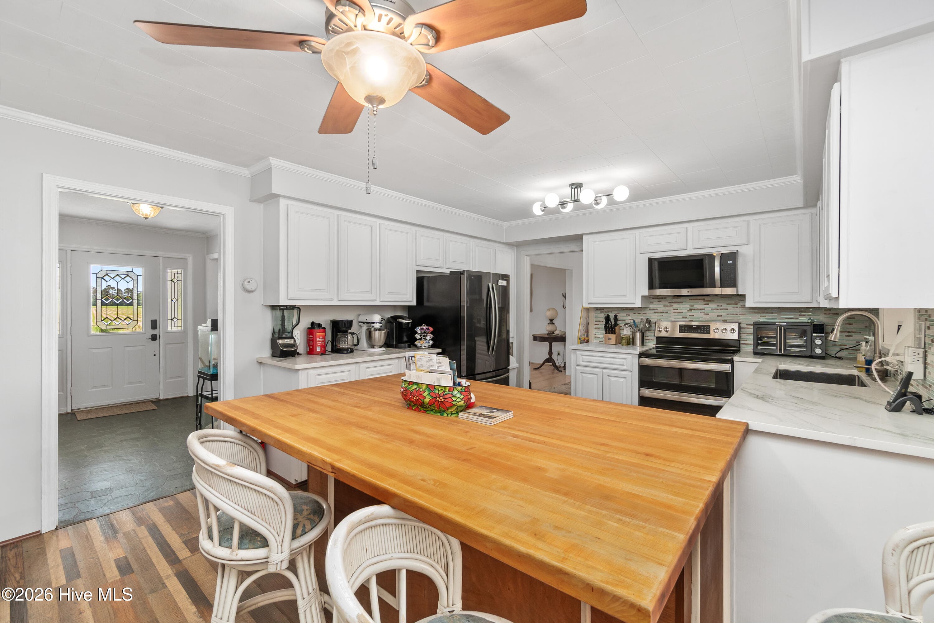 Single Family Residence at 82 Cypress Shores Road W, Roper, NC 27970, photo 12 of 54