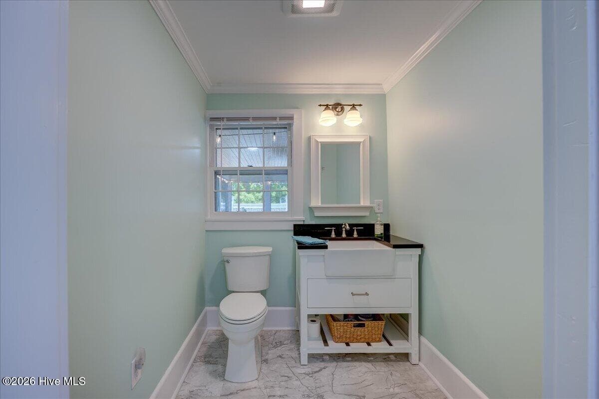 Single Family Residence at 405 Hancock Street, New Bern, NC 28560, photo 69 of 113