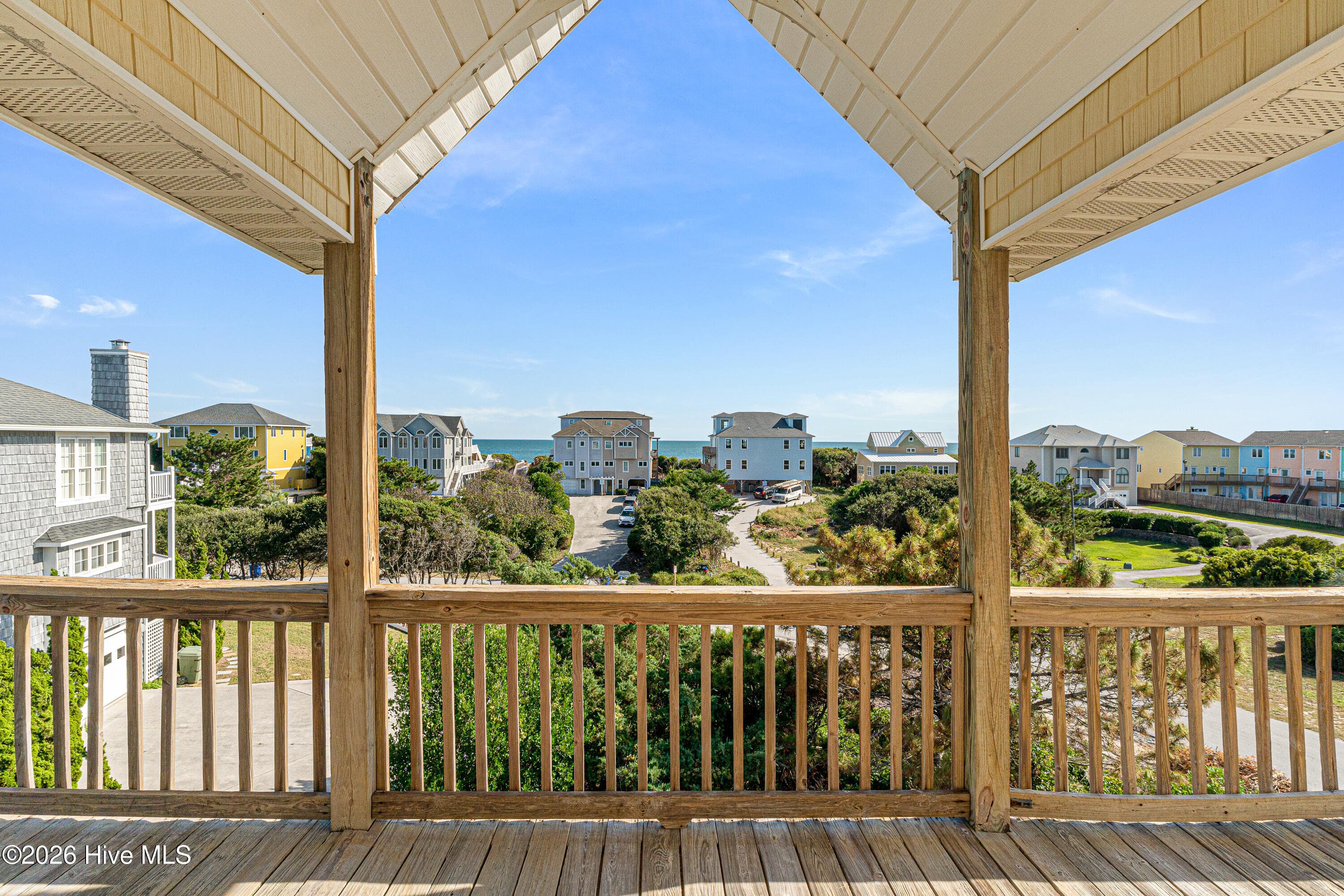 Single Family Residence at 118 Heverly Drive, Emerald Isle, NC 28594, photo 34 of 61