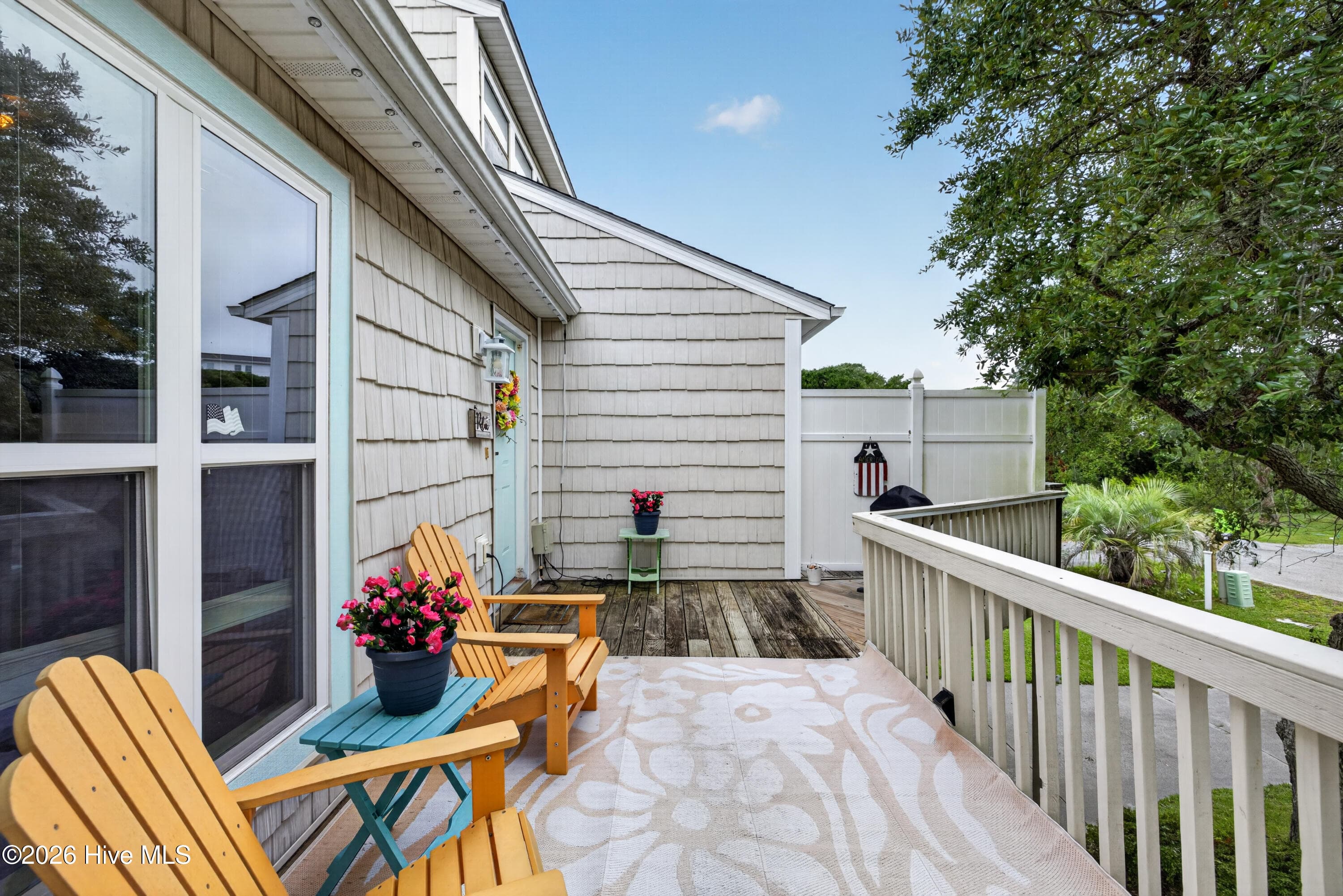 Front Porch - 301 Bay Circle, North Topsail Beach, NC 28460