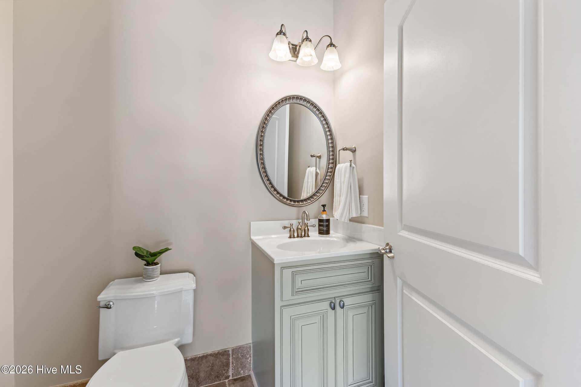 Cabana Room 1/2 Bath - 439 Whitebridge Road, Hampstead, NC 28443