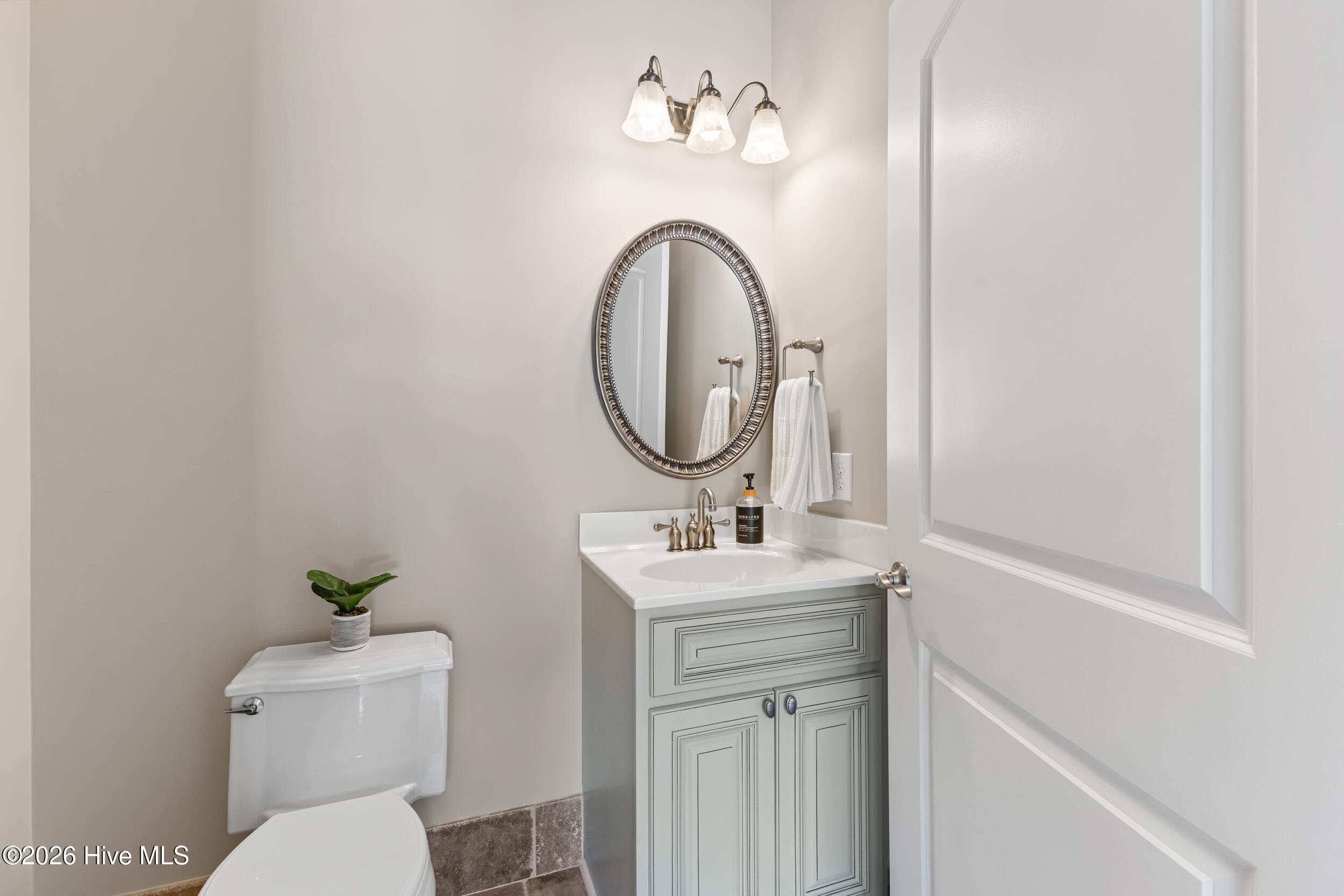 Cabana Room 1/2 Bath - 439 Whitebridge Road, Hampstead, NC 28443