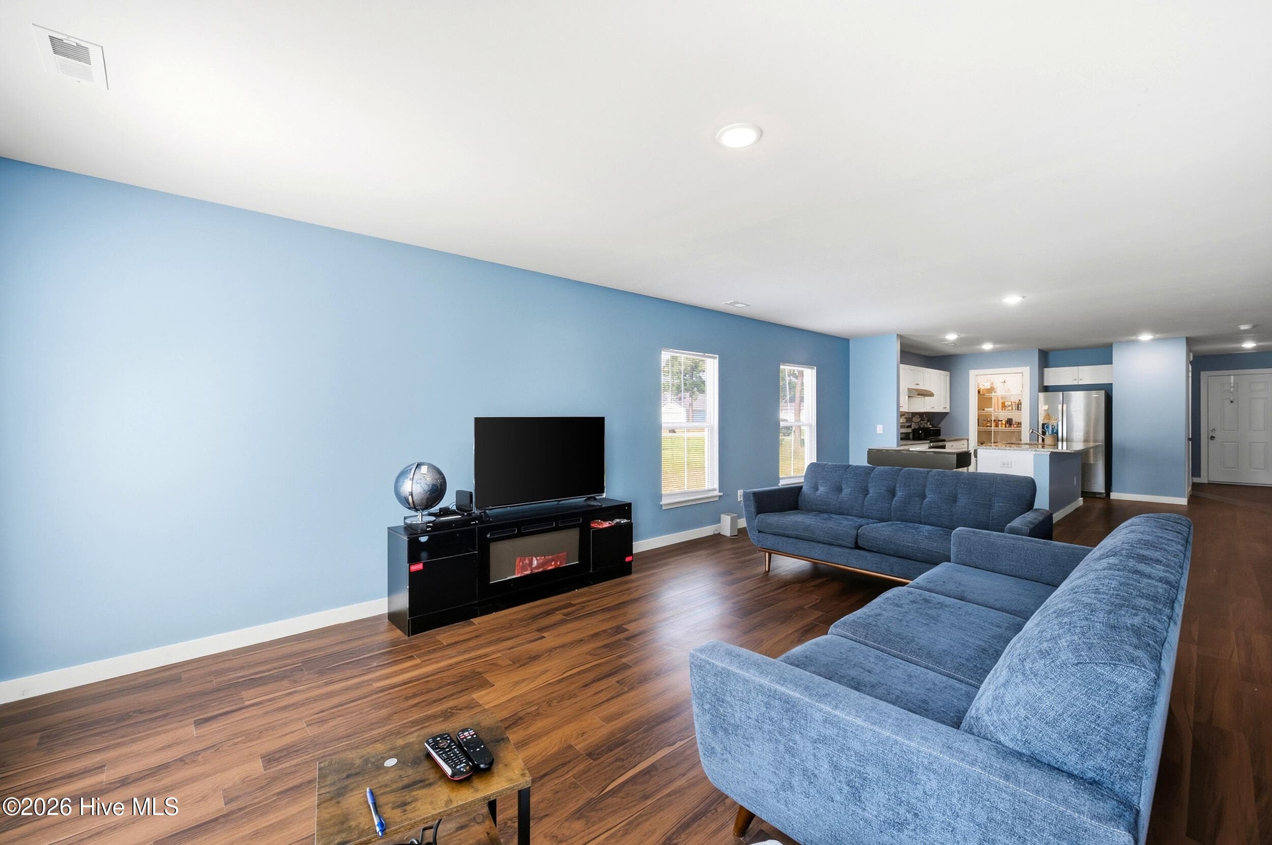 Single Family Residence at 910 Pine Needles Road, Southport, NC 28461, photo 10 of 53