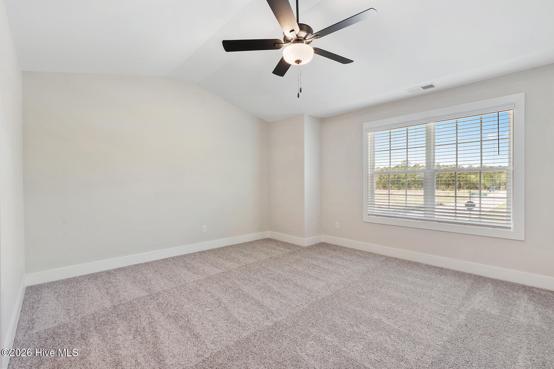 Single Family Residence at 141 Commons View Drive, Hampstead, NC 28443, photo 13 of 20