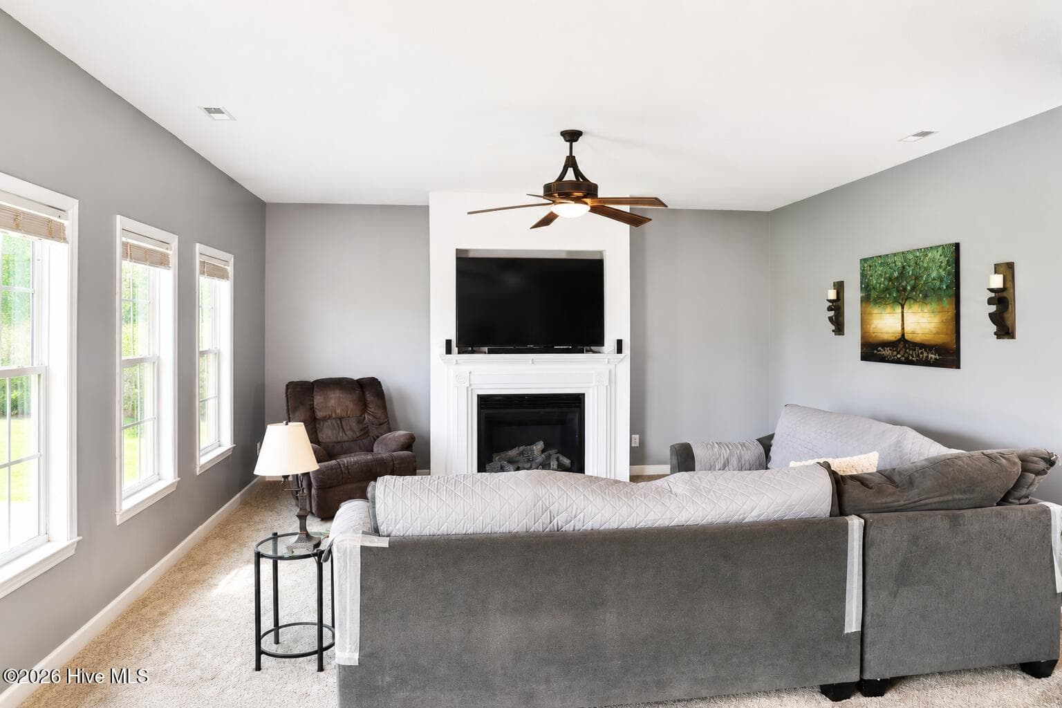 Single Family Residence at 103 Amberwine Circle, Richlands, NC 28574, photo 16 of 34