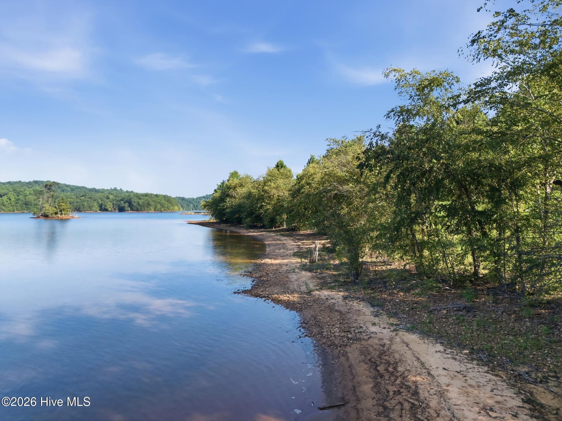 314 Lakeside Drive, Hiawassee, GA 30546