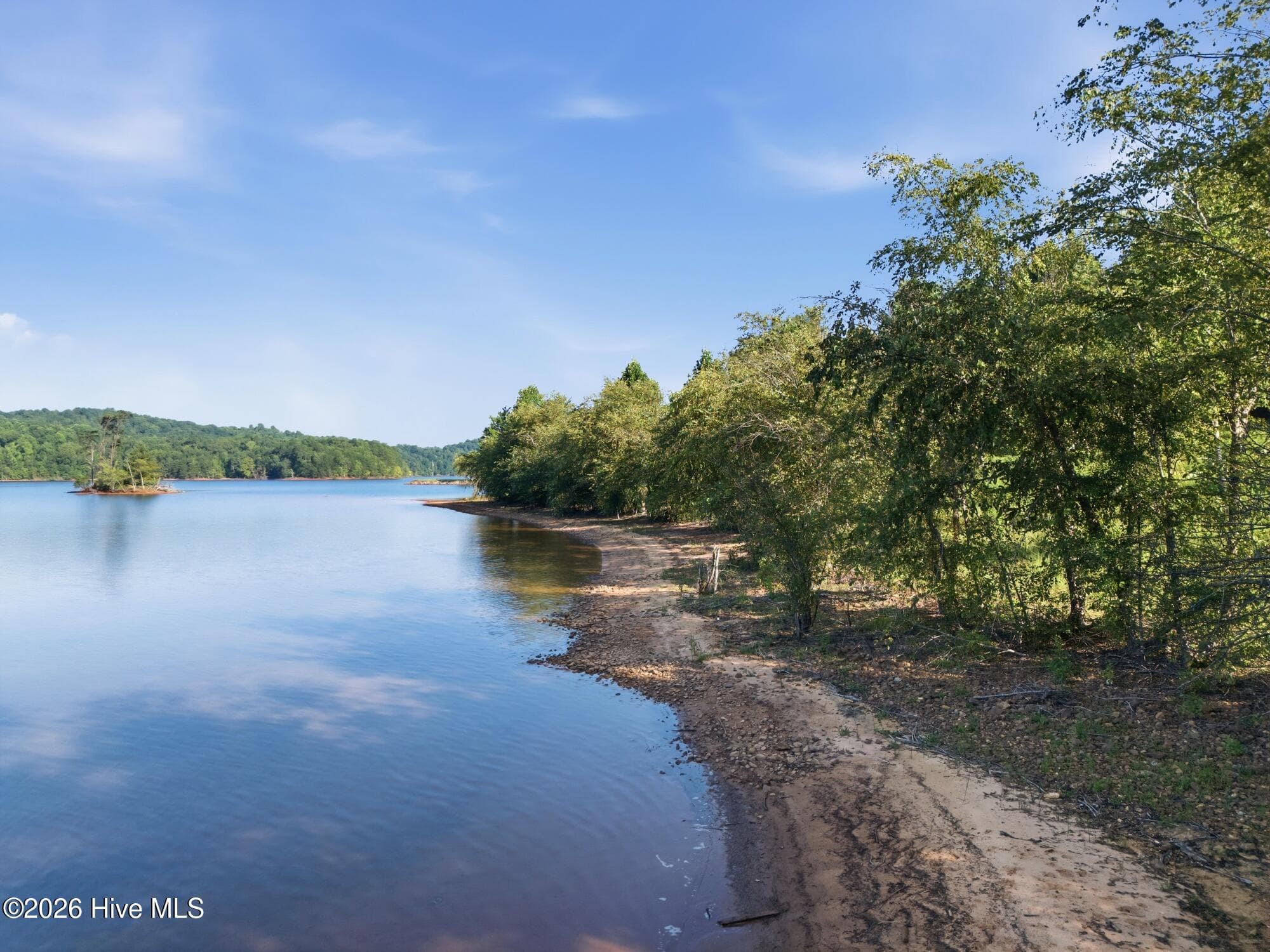 314 Lakeside Drive, Hiawassee, GA 30546