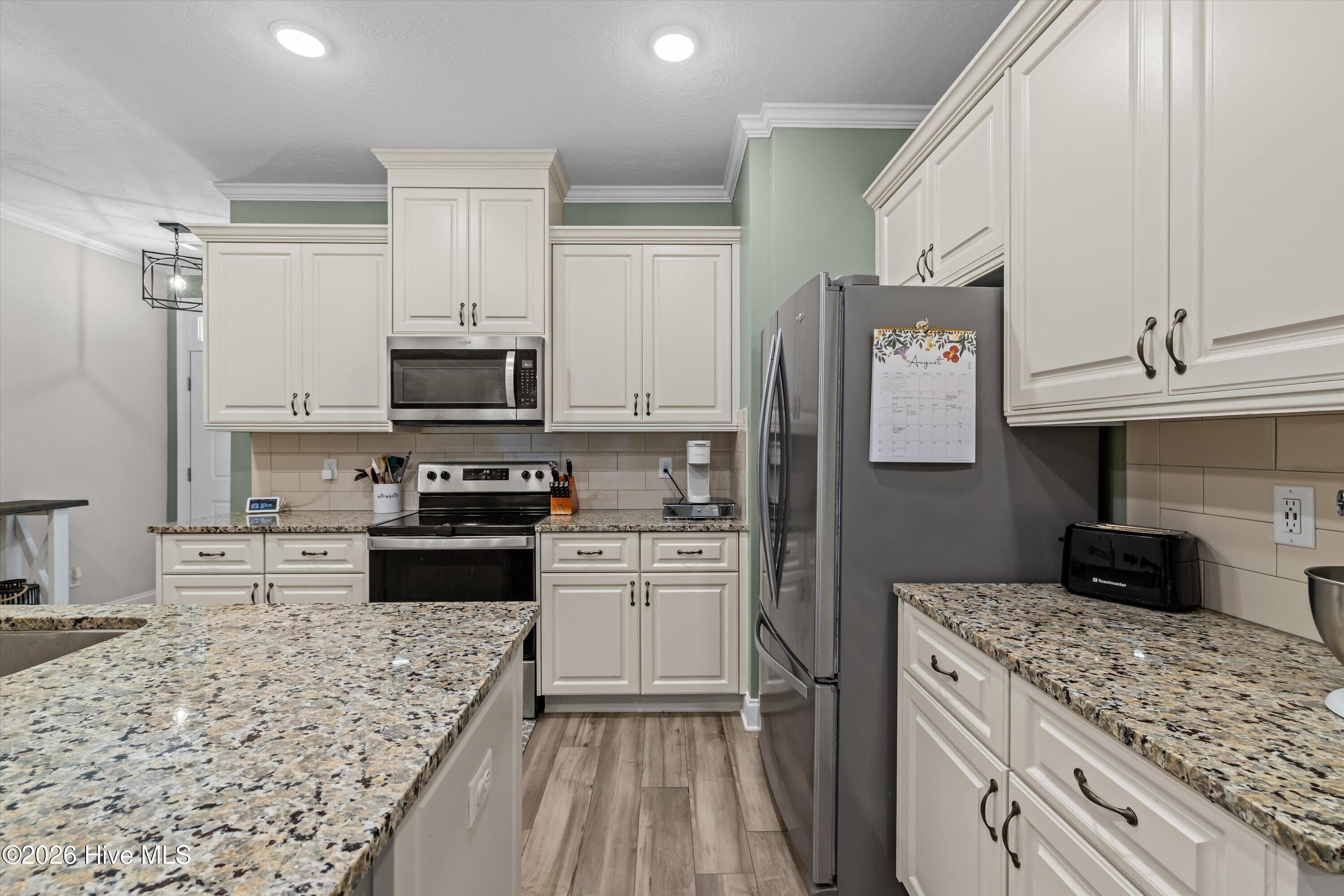 Townhouse at 593 Vinings Drive, Grovetown, GA 30813, photo 14 of 41