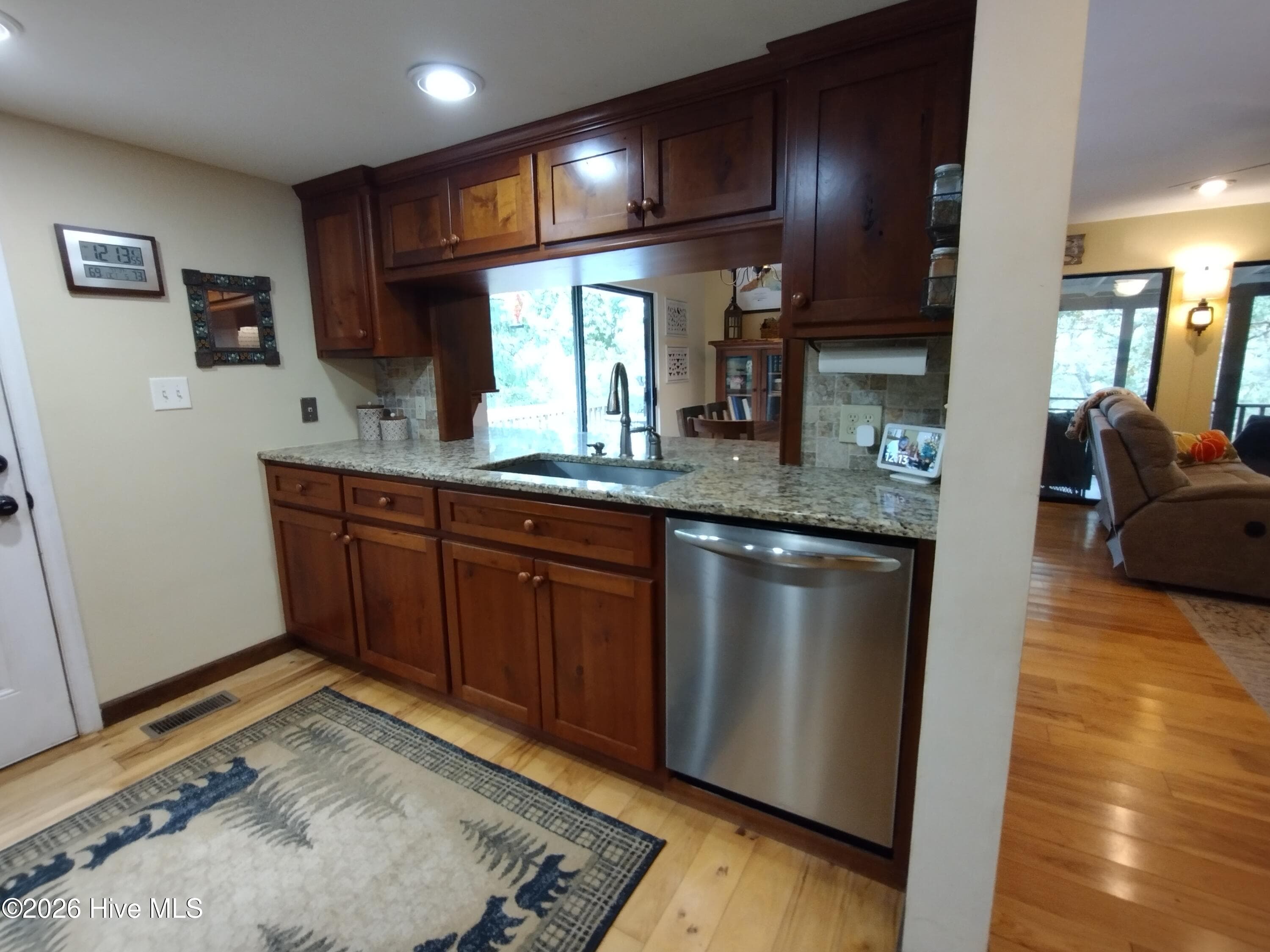 Single Family Residence at 33 Lake Wells Terrace, Murphy, NC 28906, photo 20 of 81