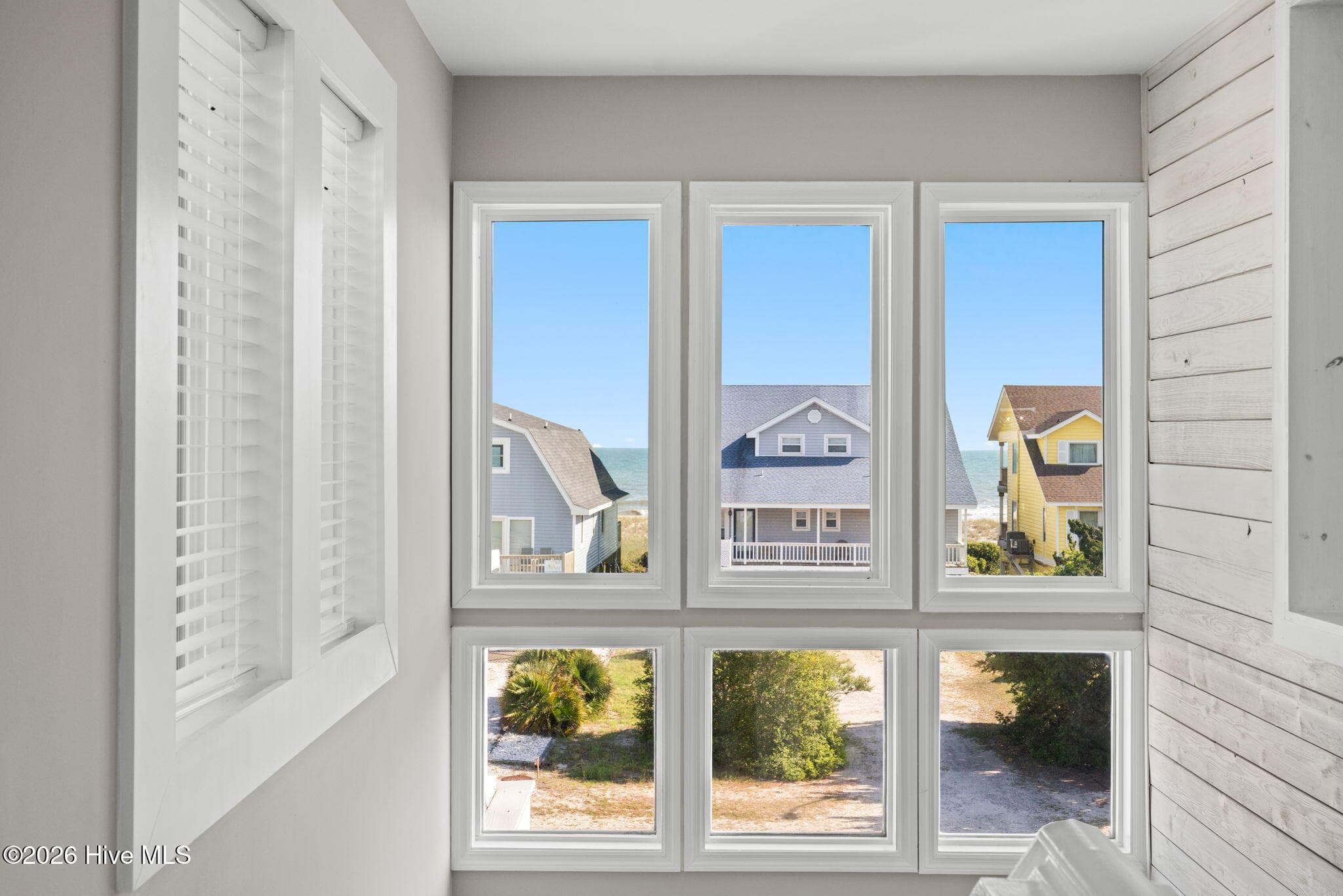 Single Family Residence at 598 Ocean Boulevard W, Holden Beach, NC 28462, photo 18 of 68