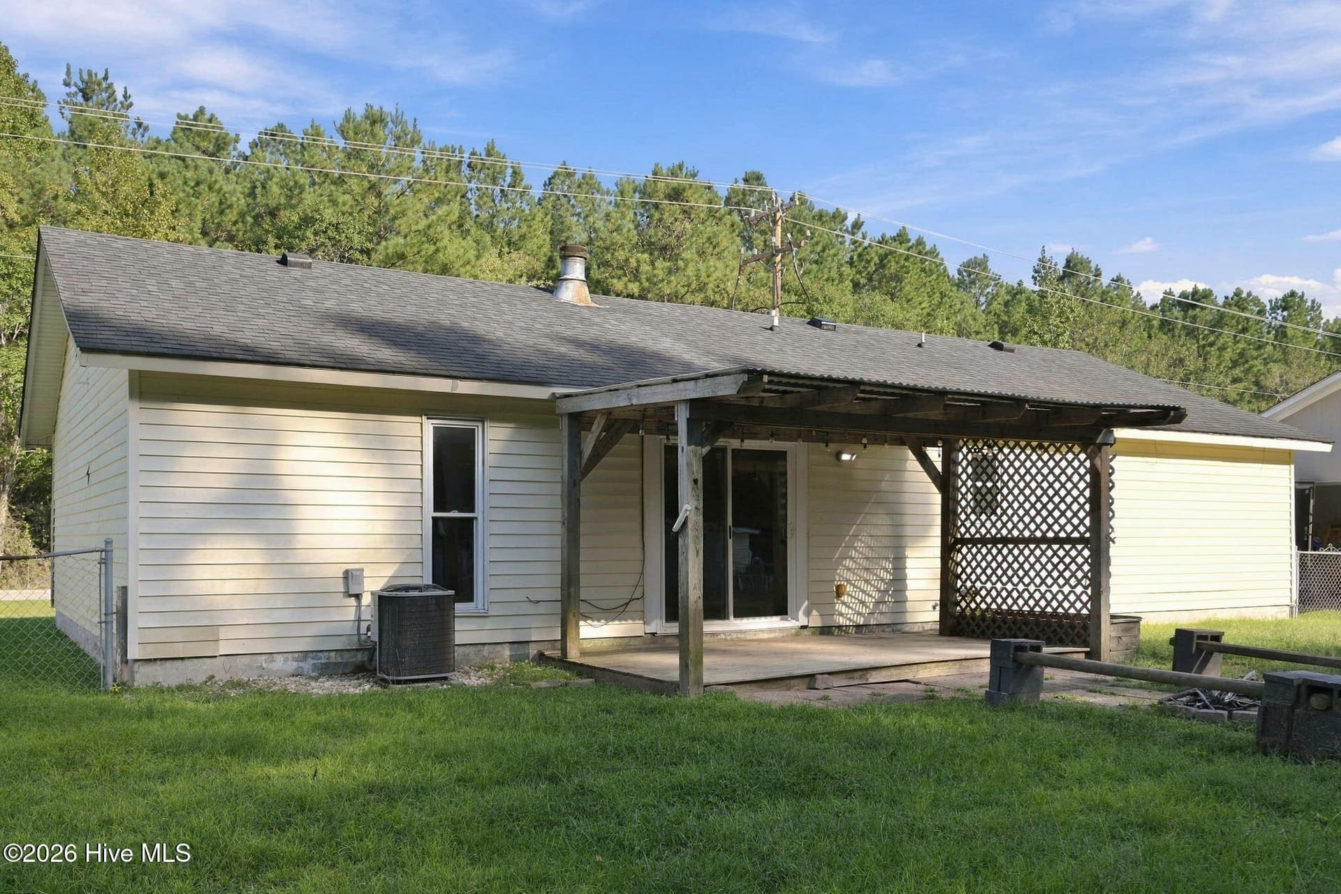 Single Family Residence at 368 Union Chapel Church Road, Richlands, NC 28574, photo 34 of 47