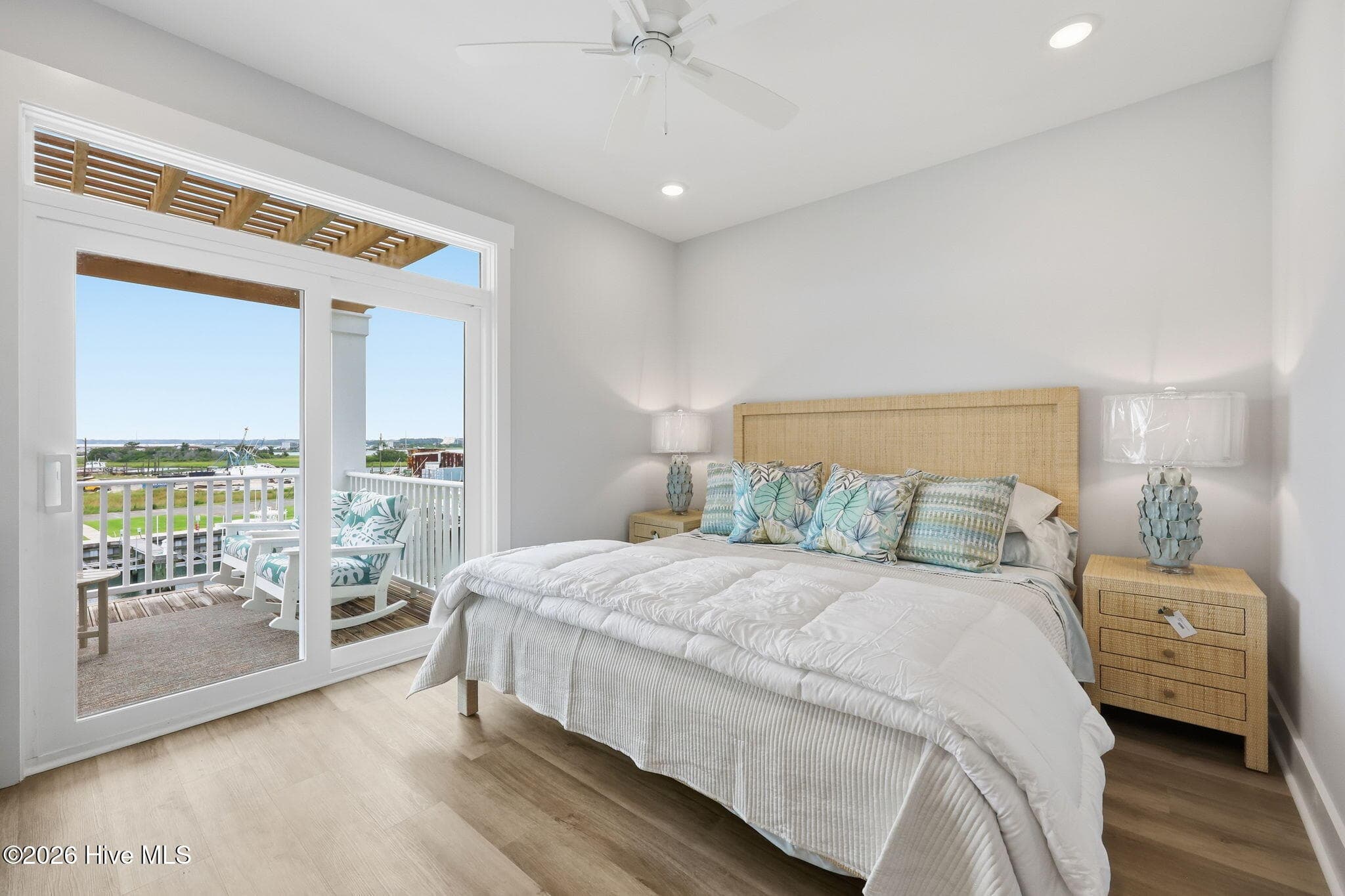 Townhouse at 200 Olde Towne Yacht Club Drive 50, Beaufort, NC 28516, photo 32 of 53