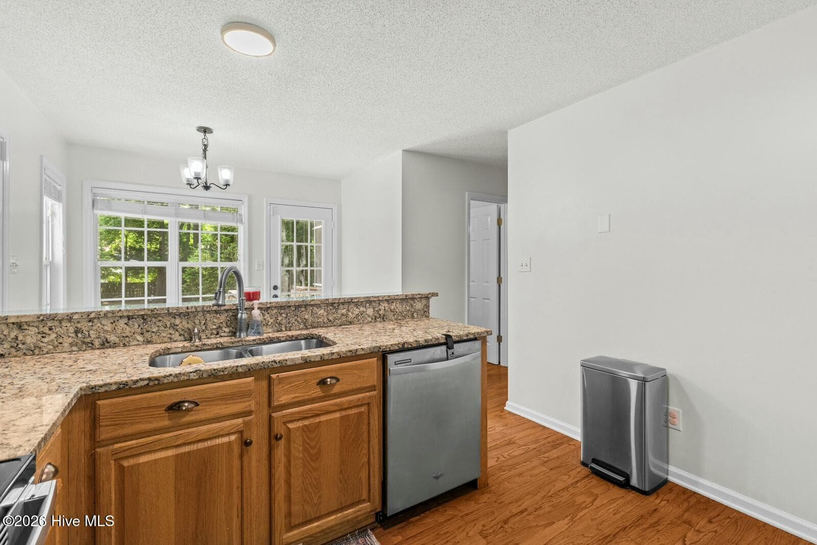 Single Family Residence at 125 Dockside Drive, Jacksonville, NC 28546, photo 15 of 47