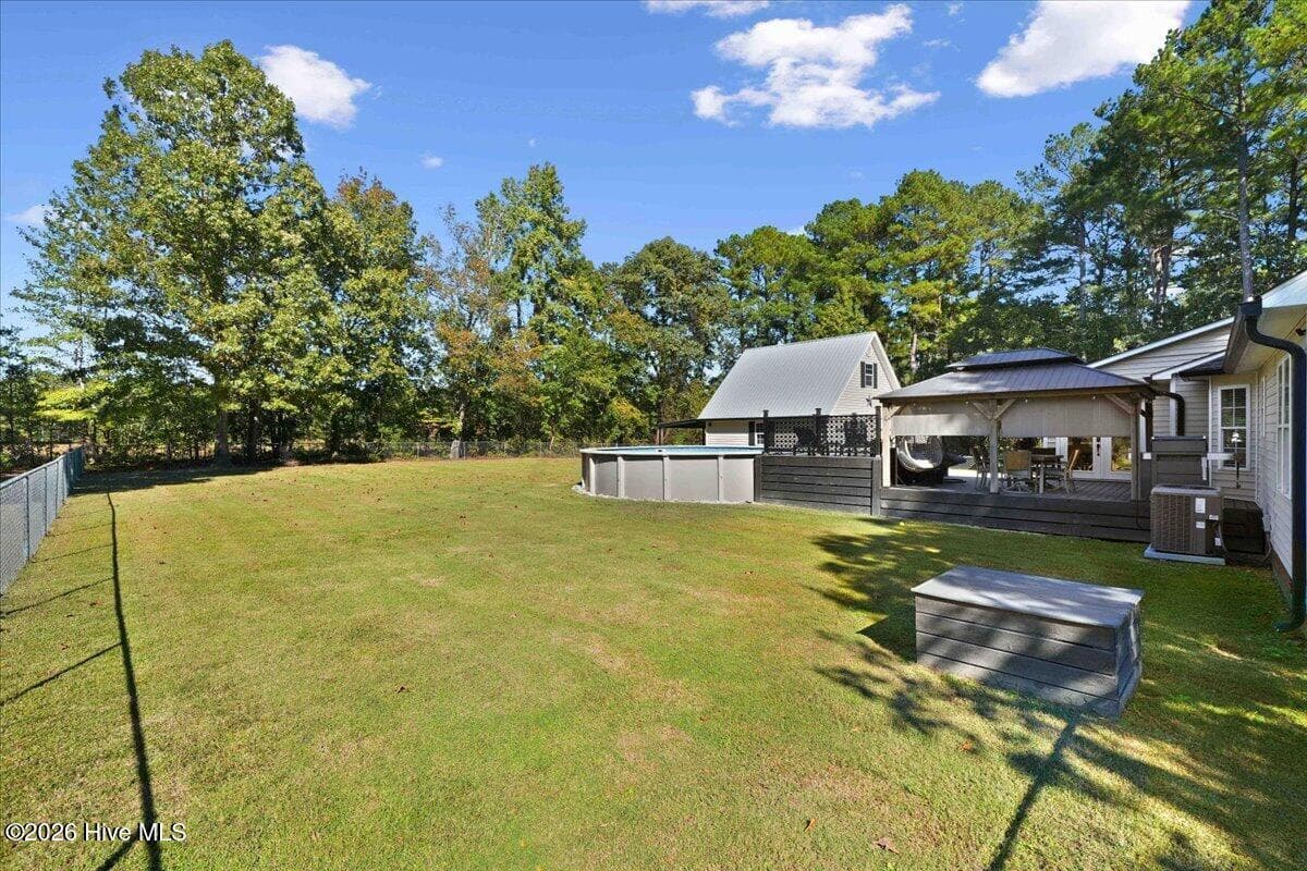 Single Family Residence at 209 Davis Farm Drive, Selma, NC 27576, photo 15 of 36