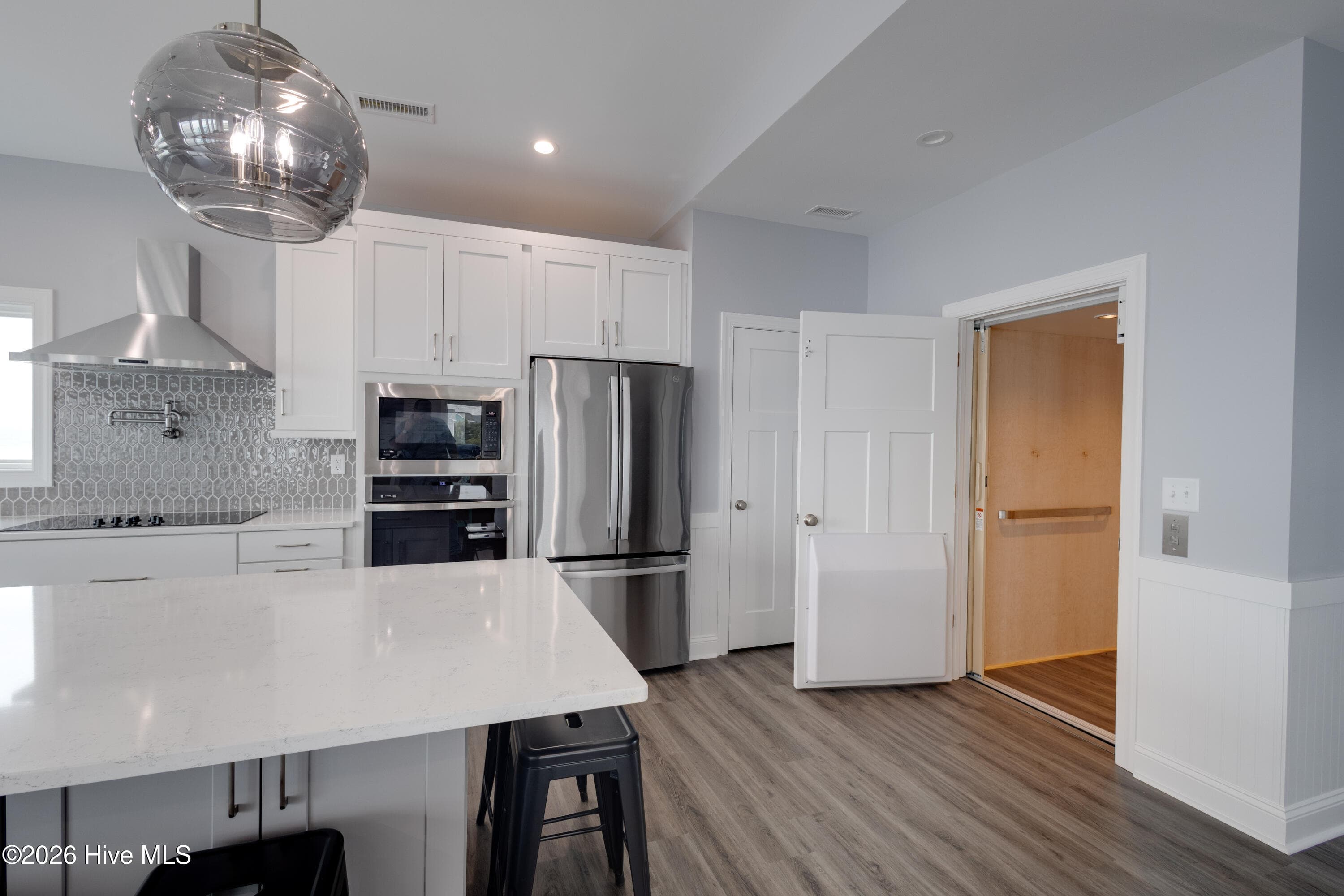 Single Family Residence at 809 N Anderson Boulevard, Topsail Beach, NC 28445, photo 15 of 51