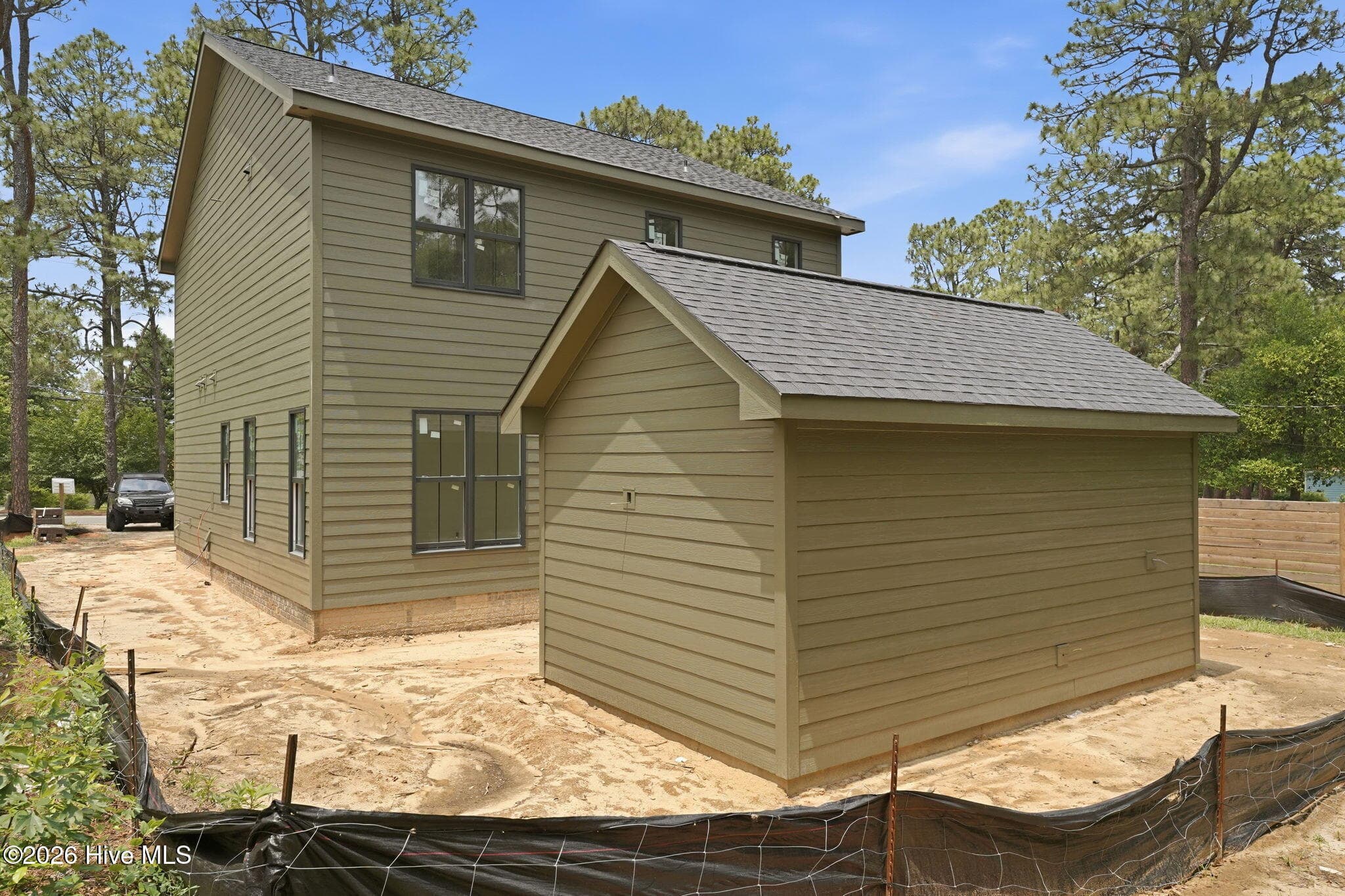 Single Family Residence at 785 N May Street, Southern Pines, NC 28387, photo 6 of 6