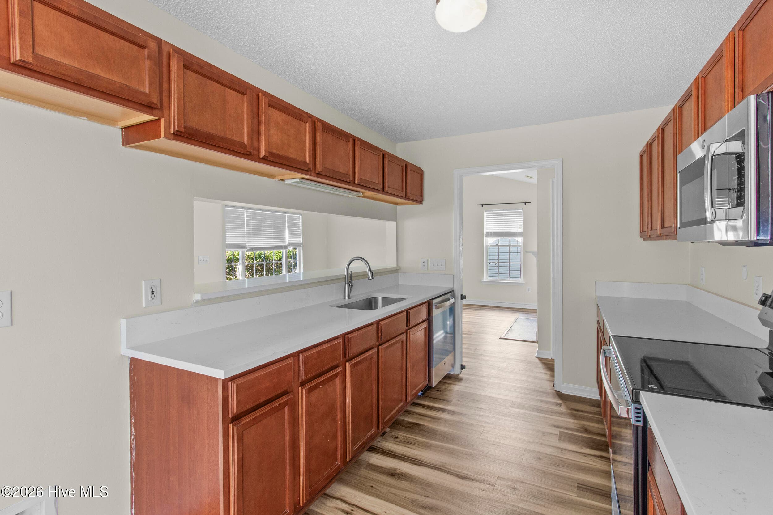 Single Family Residence at 4745 Corena Drive, New Bern, NC 28562, photo 7 of 25