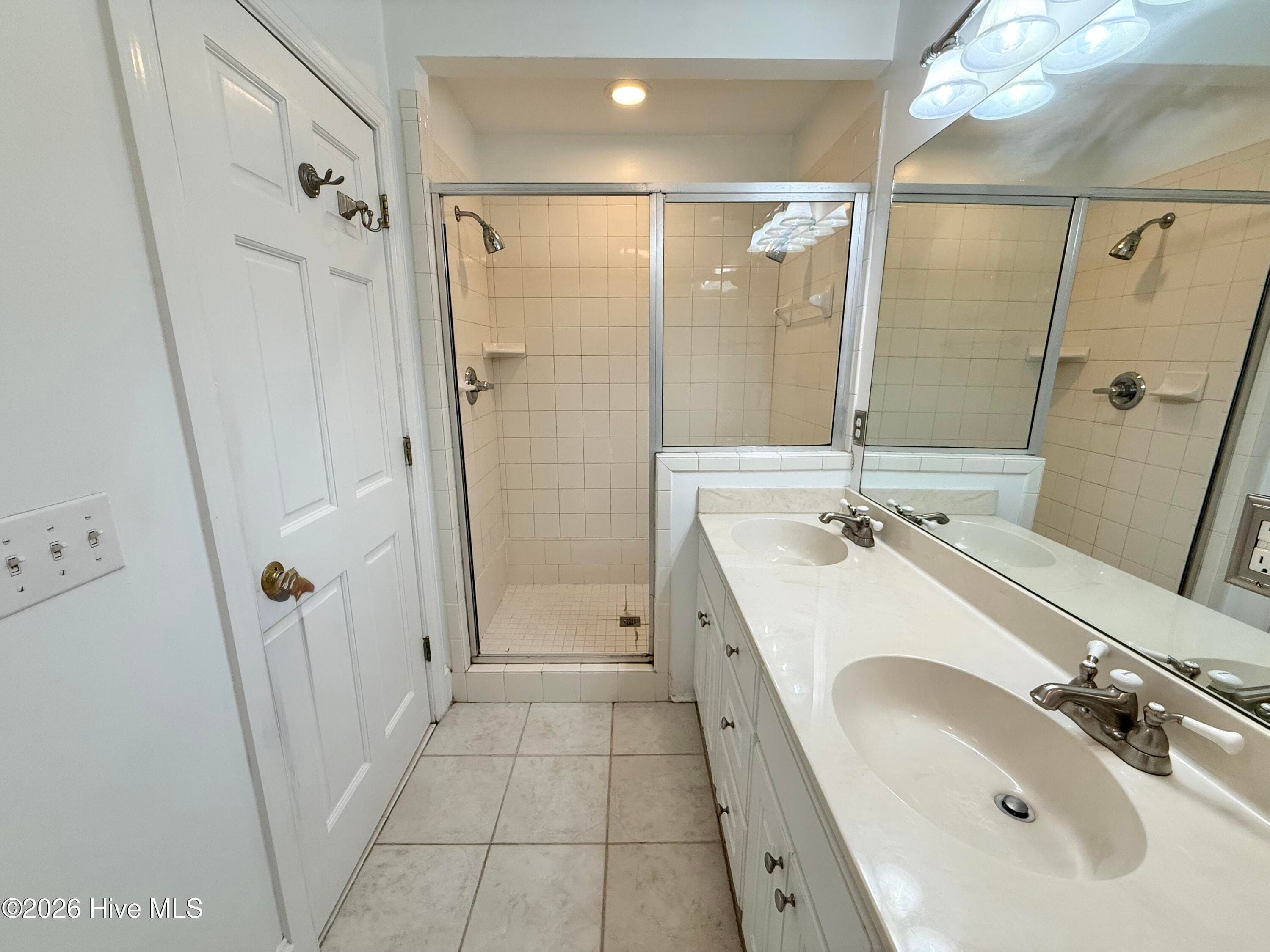 Single Family Residence at 2106 Southview Drive, Greenville, NC 27858, photo 13 of 20