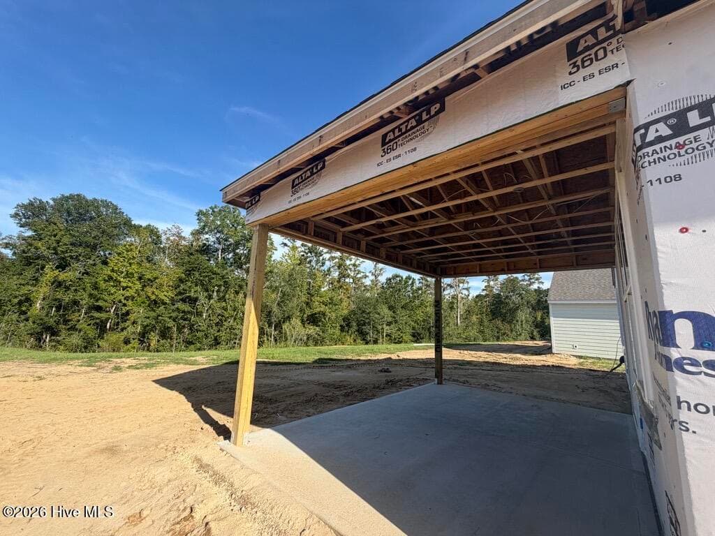 Single Family Residence at 4297 Farmfield Drive, Navassa, NC 28451, photo 5 of 13