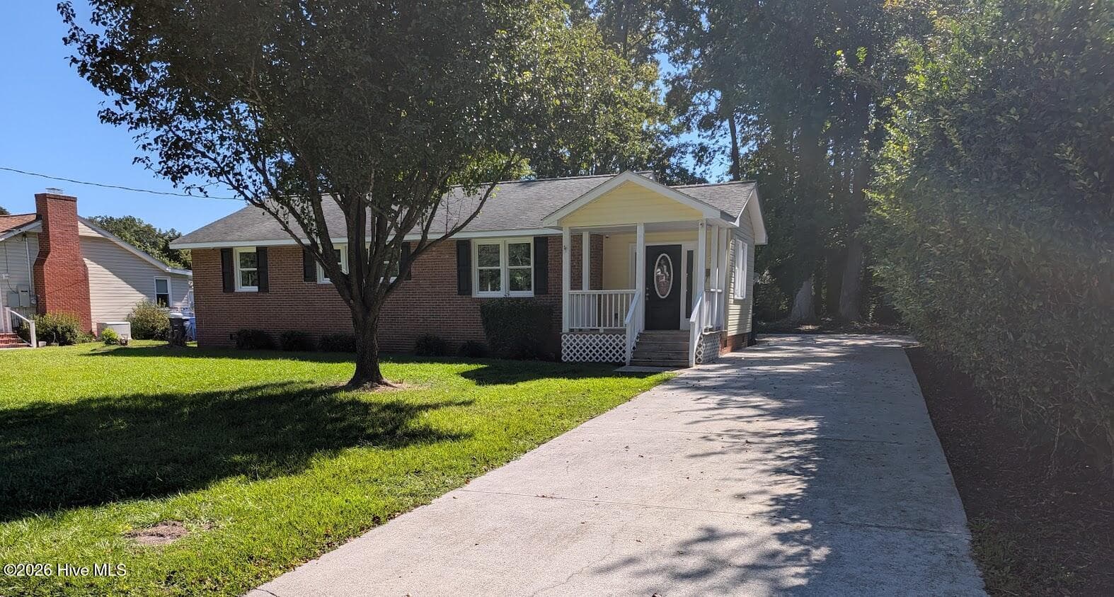 Single Family Residence at 18 Bosco Drive, Jacksonville, NC 28540, photo 2 of 27