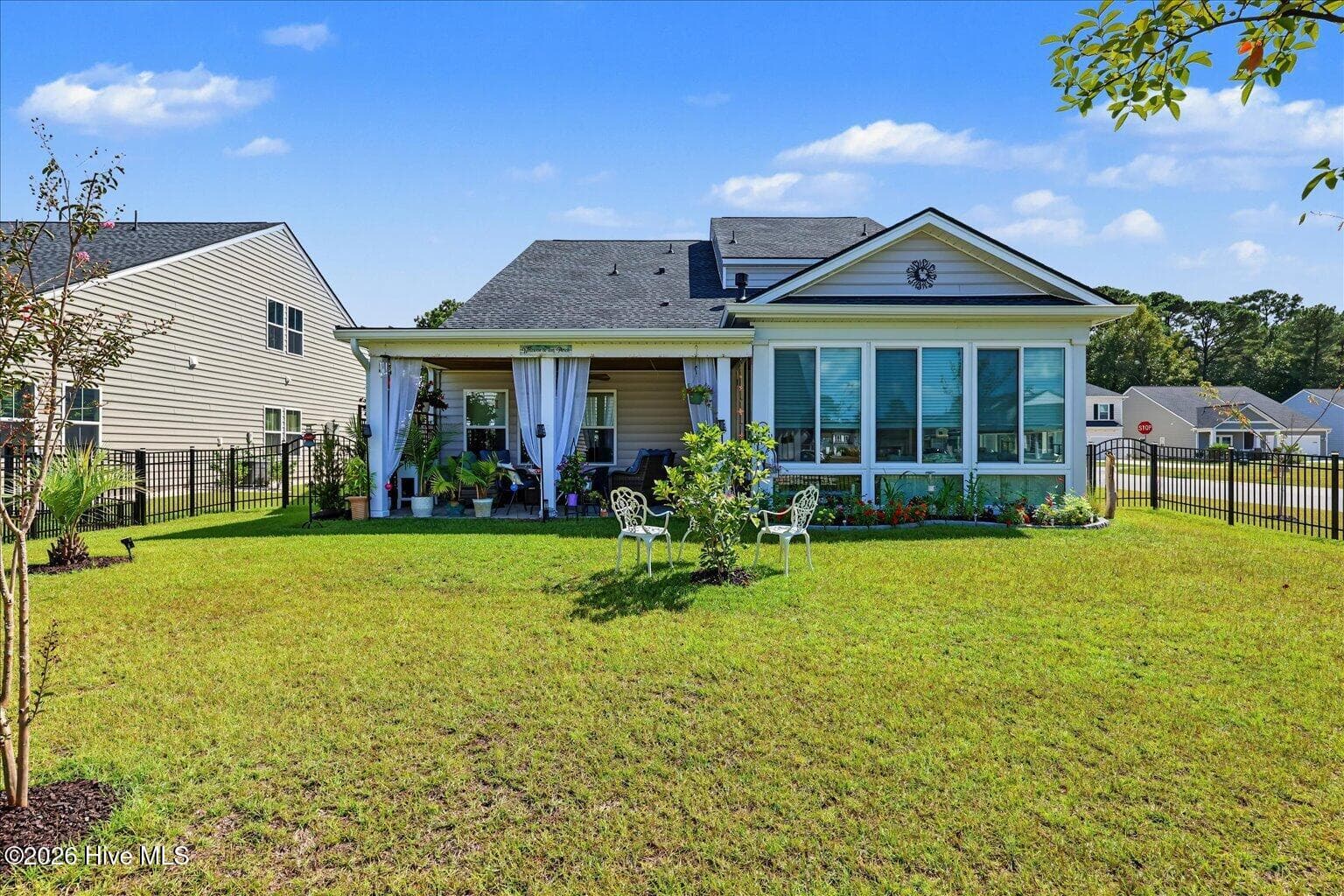 Single Family Residence at 9210 Little Osprey Drive, Calabash, NC 28467, photo 7 of 60