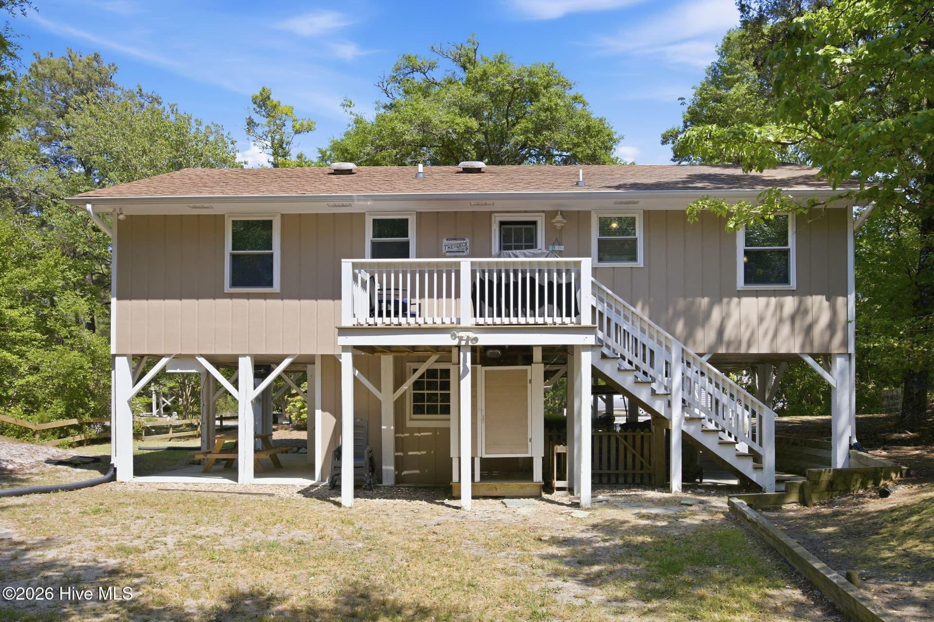 Single Family Residence at 137 Doe Drive, Emerald Isle, NC 28594, photo 3 of 49