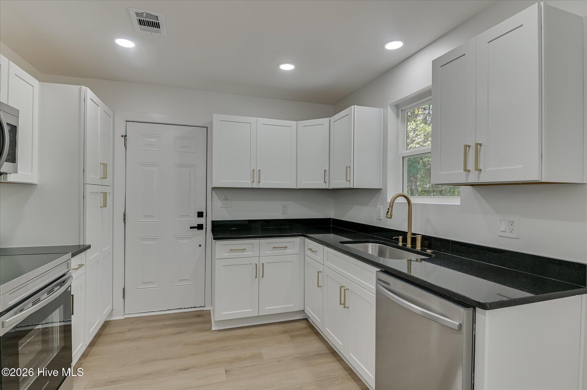 Single Family Residence at 3407 Charing Cross Court, Augusta, GA 30906, photo 16 of 35